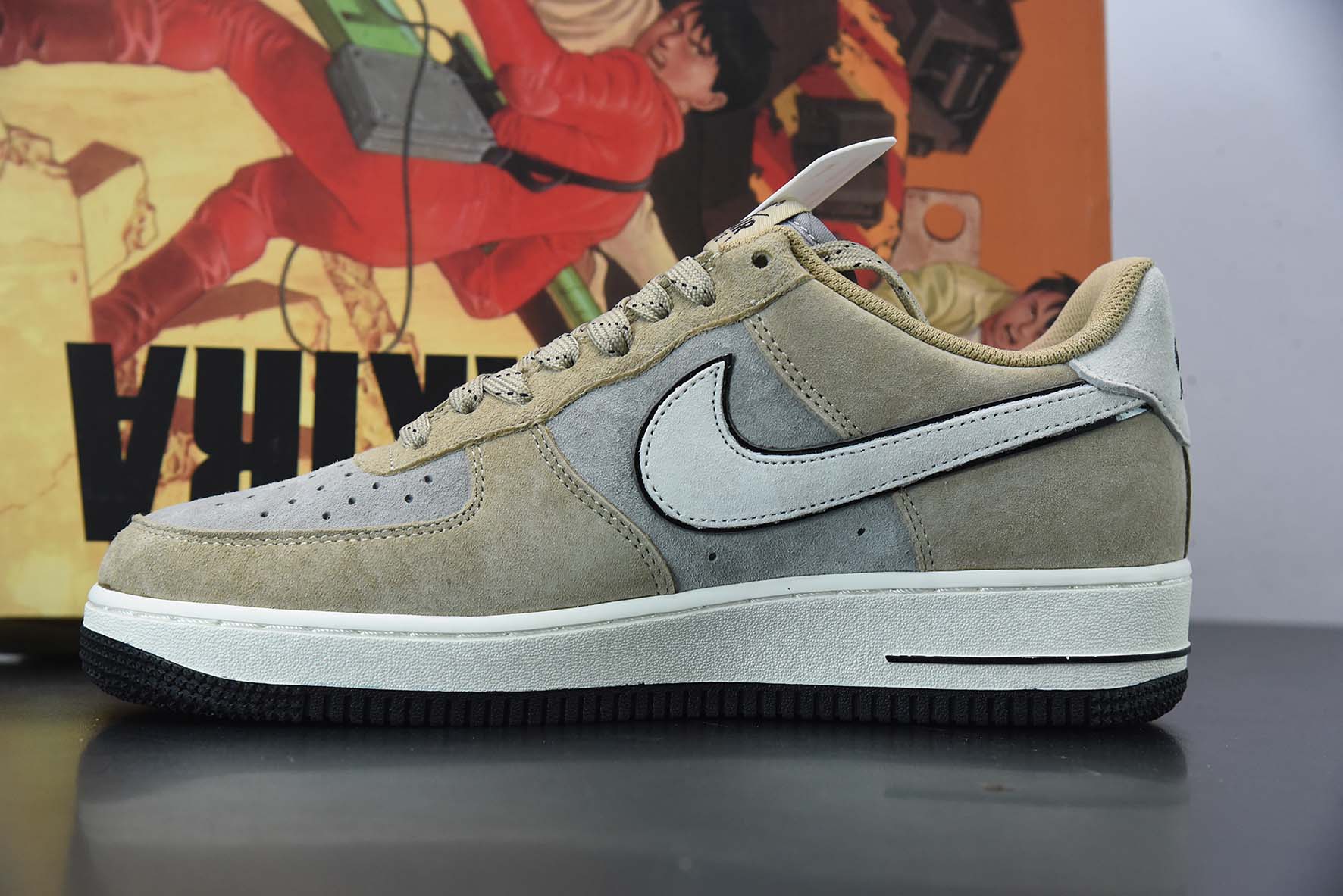 나이키 에어 포스 1 로우 07 오토모 카요 에어 포스 1 로우탑 캐주얼 신발 아이템 번호: DK3966 153 사이즈: 36-44