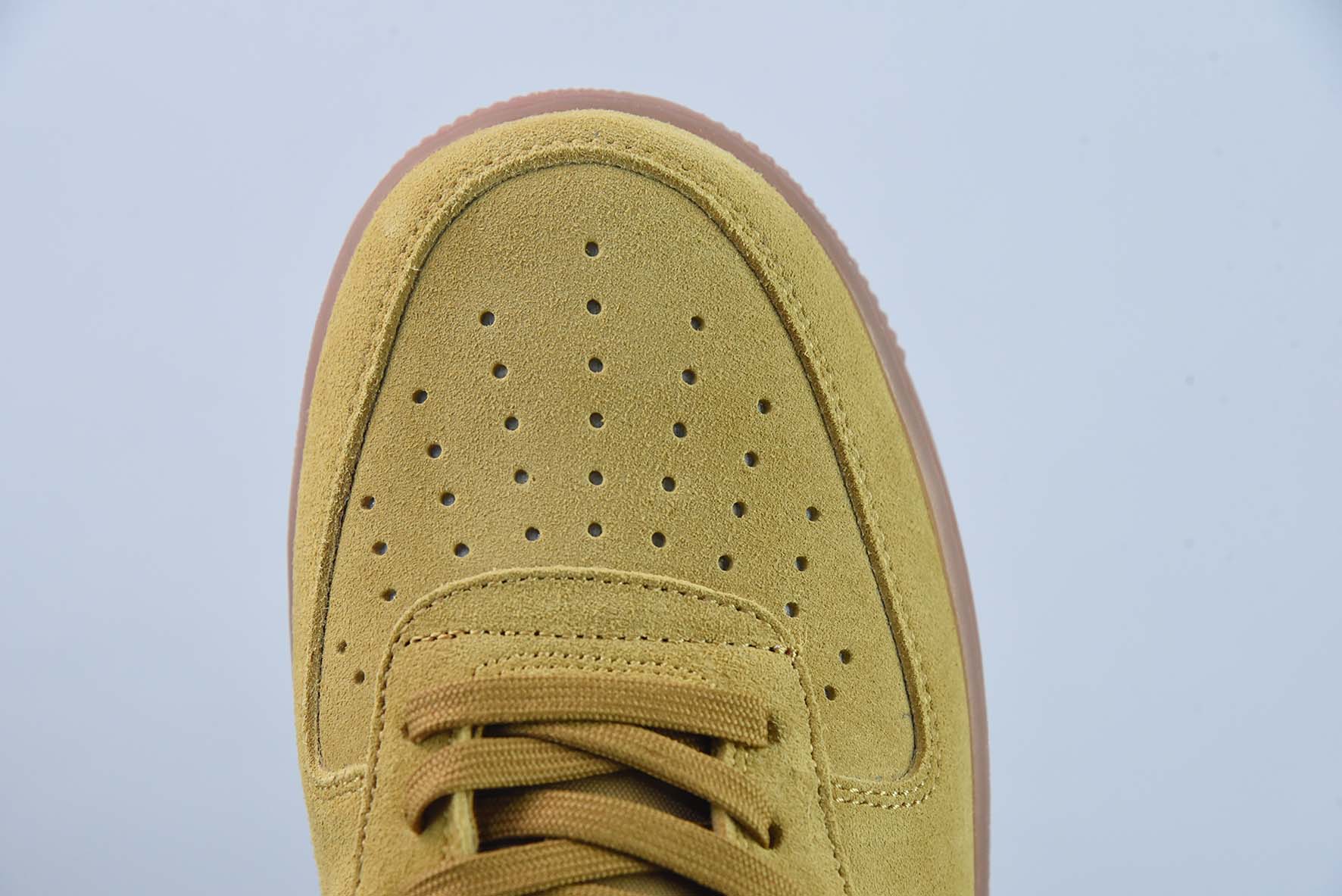 나이키 에어 포스 1 로우 07 LV8 밀 / 아마 브랜드 뉴 II 에어 포스 1 로우 07 LV8 밀 번호: BQ5485-700 사이즈: 36-44