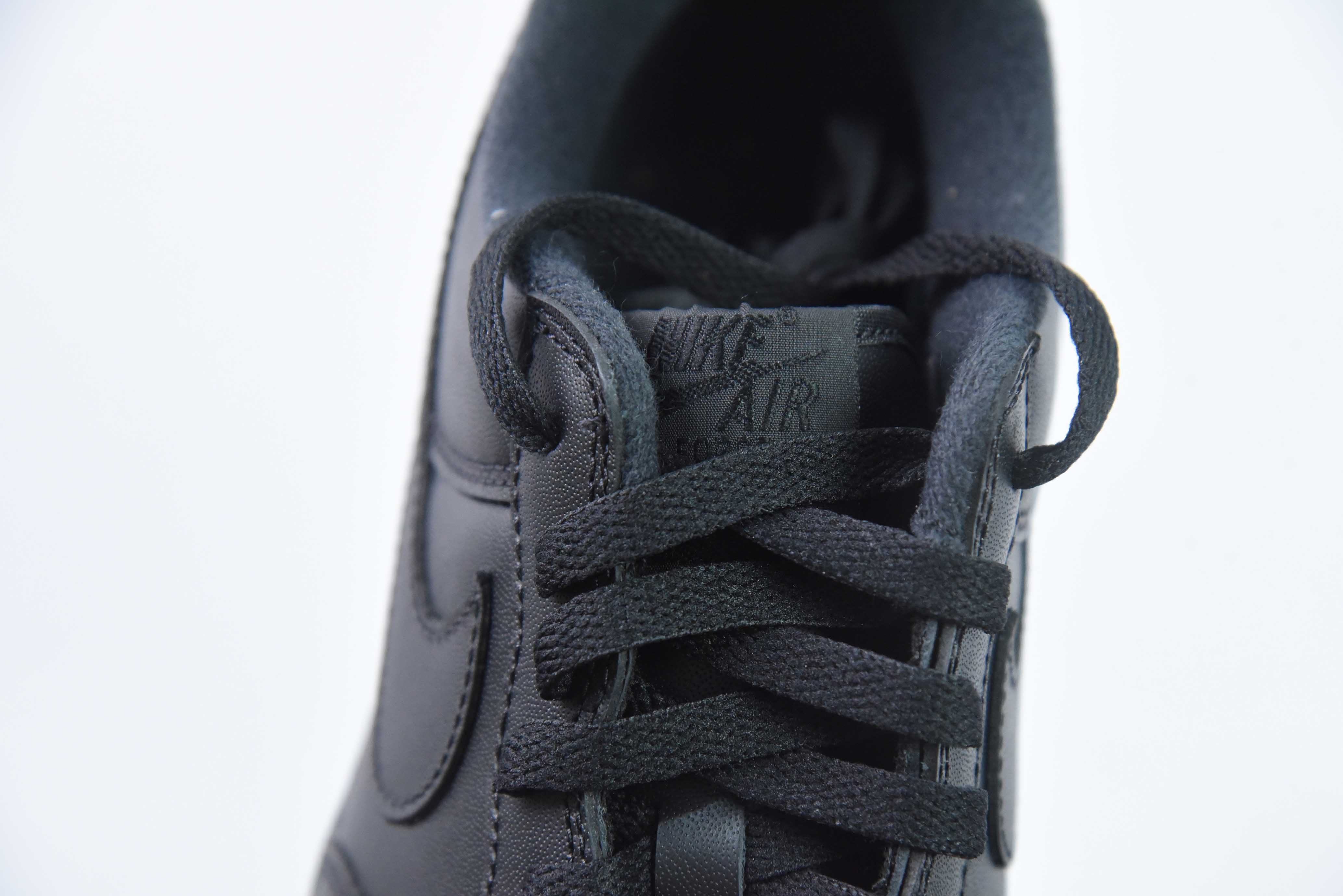 슈프림 x 나이키/나이키 에어 포스 1 에어 포스 원 퓨어 블랙 SUP 아이템: CU9225-001 사이즈: 40-46