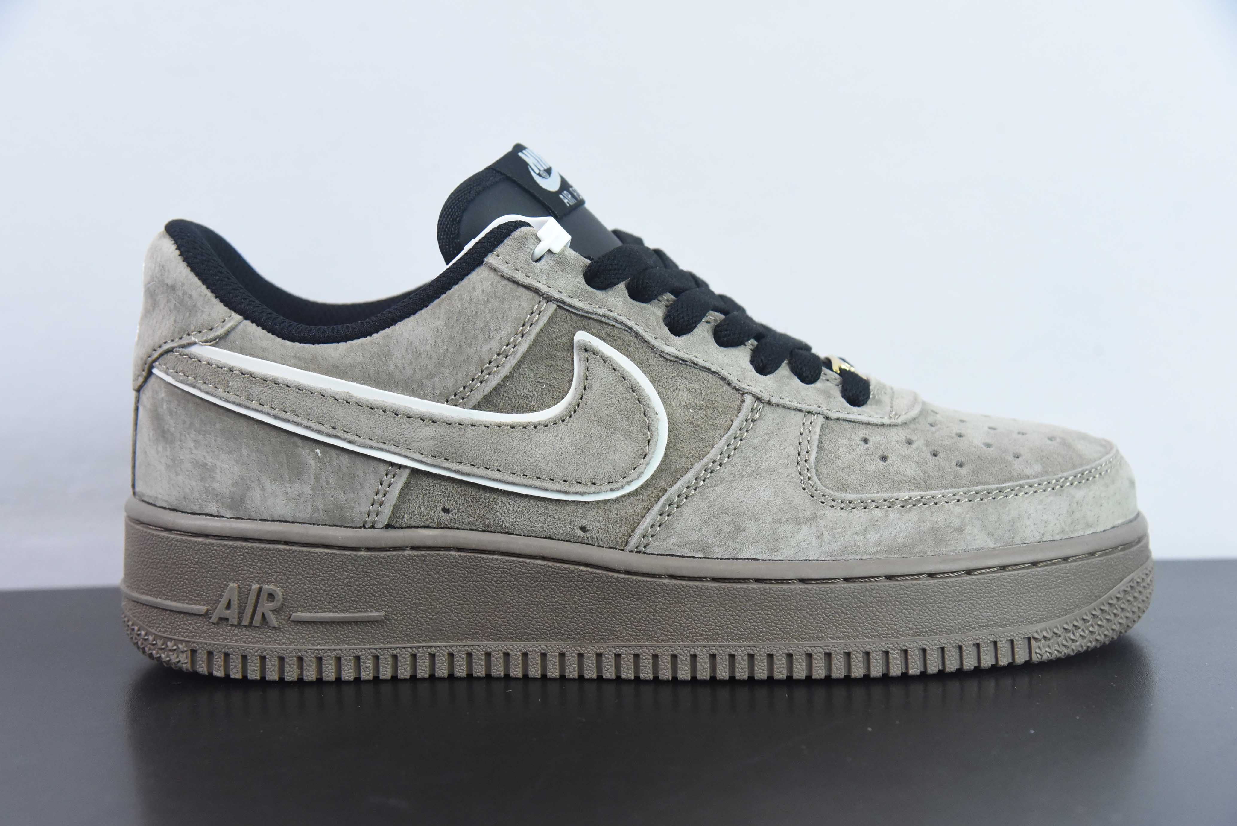 Nk 에어 포스 107 로우 그레이 블랙 스웨이드 에어 포스 원 로우 탑 캐주얼 보드 슈즈 아이템: AV0383-223 사이즈: 36-44