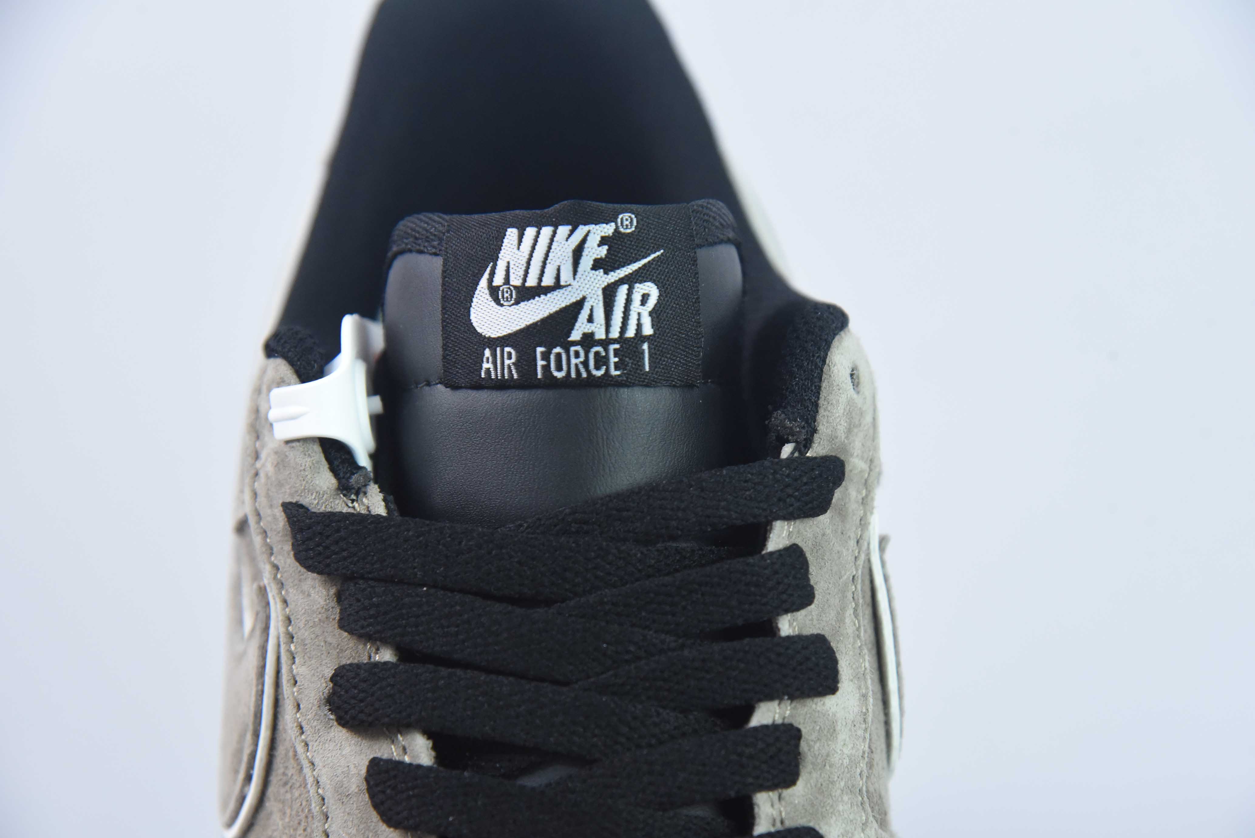 Nk 에어 포스 107 로우 그레이 블랙 스웨이드 에어 포스 원 로우 탑 캐주얼 보드 슈즈 아이템: AV0383-223 사이즈: 36-44