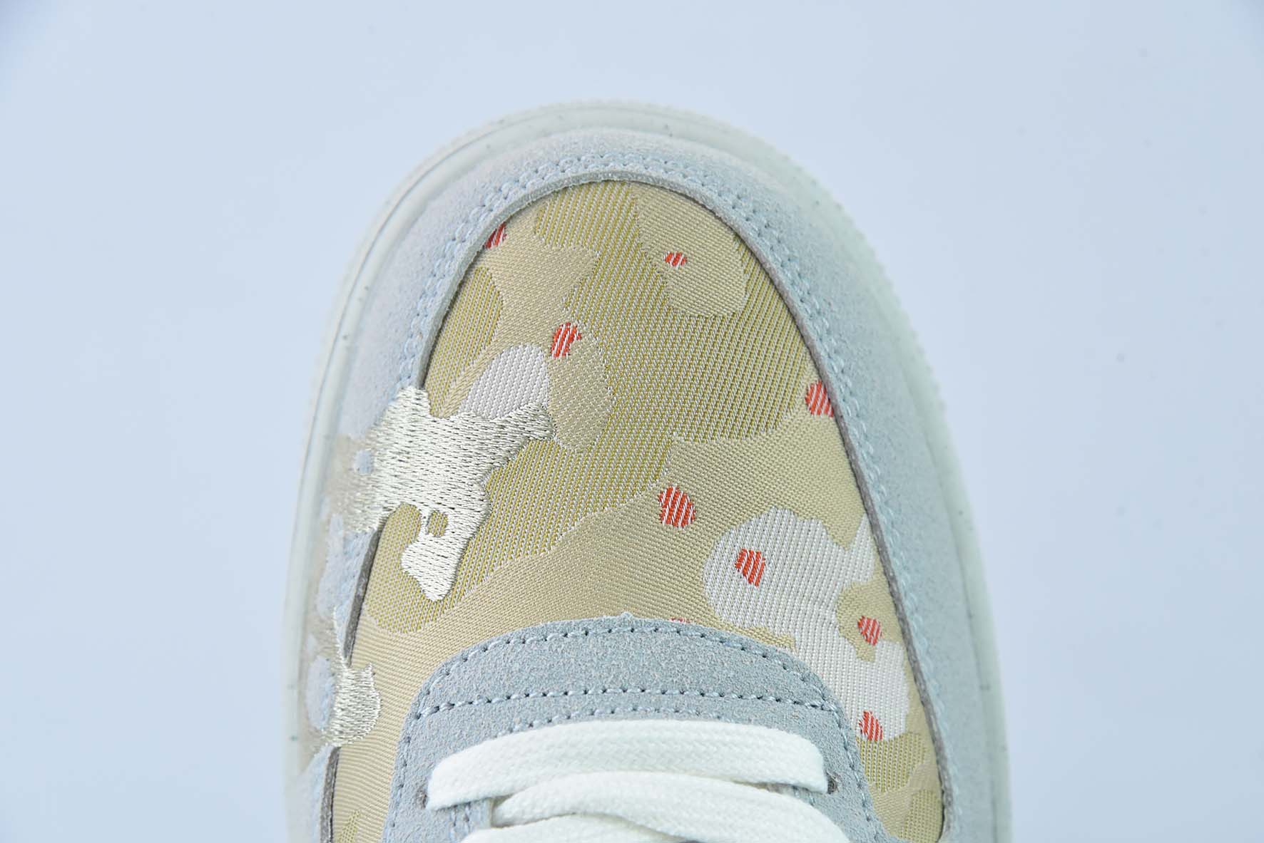 나이키 에어 포스 1 로우 07 그레이 퍼플 그레이 브라운 데저트 카모 에어 포스 1 로우 탑 캐주얼 보드숏 아이템: DD1175-001 사이즈: 36-44