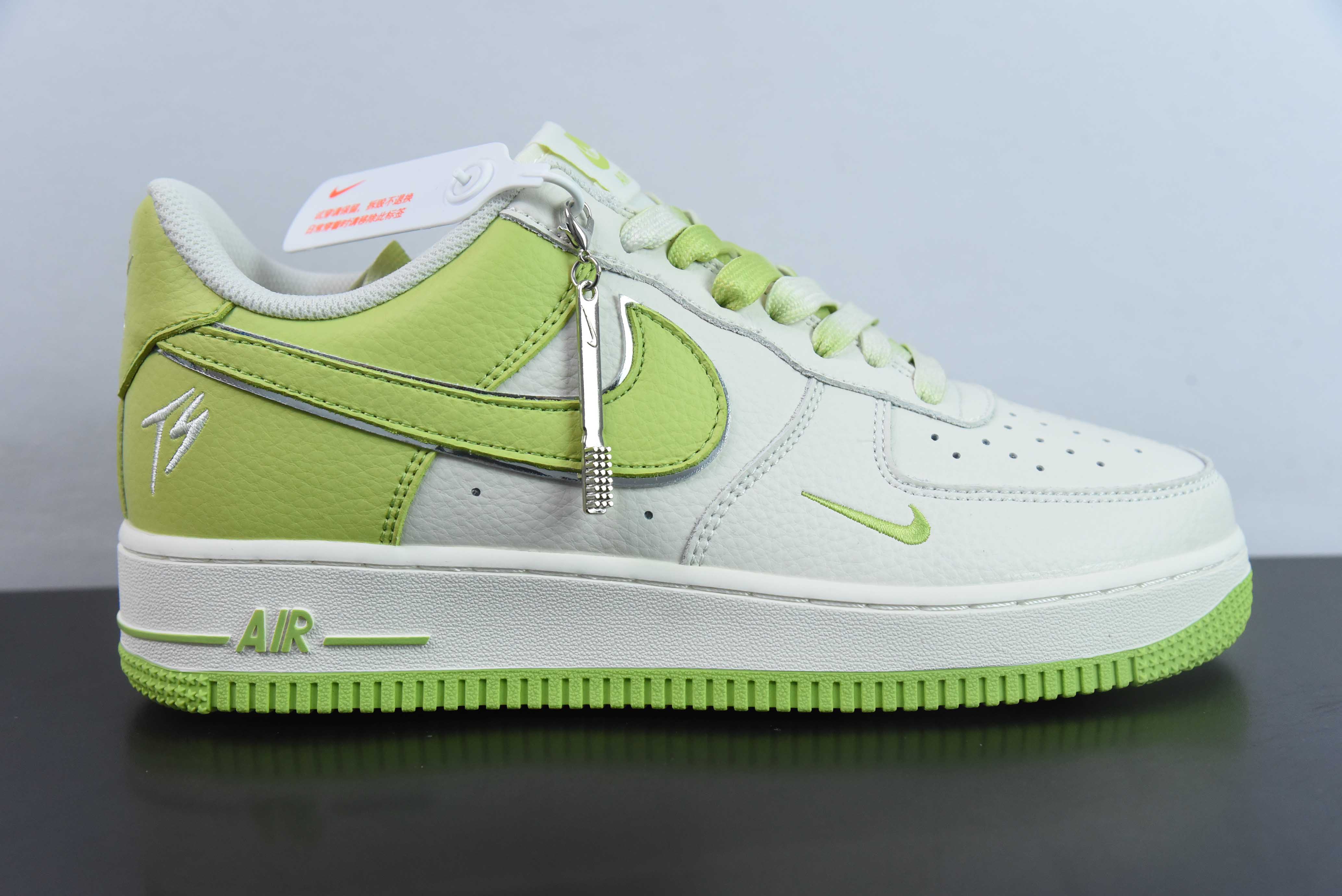 팻 조 x 엔케이 에어 포스 107 로우 베이지 그린 Ts 스몰 후크 에어 포스 1 로우 탑 캐주얼 보드 슈즈 아이템 번호: lO5636-222 사이즈: 36-44