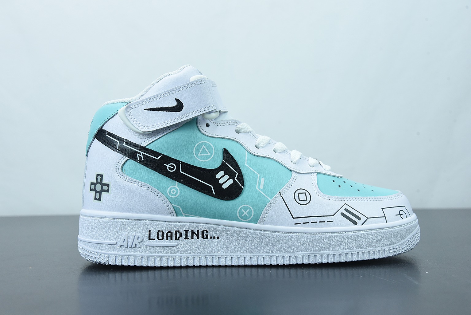 Nk 에어 포스 1 07 미드 PS5 비디오 게임 테마 에어 포스 1 미드 탑 캐주얼 보드 슈즈 아이템 번호: CW2288-116 사이즈: 36-44