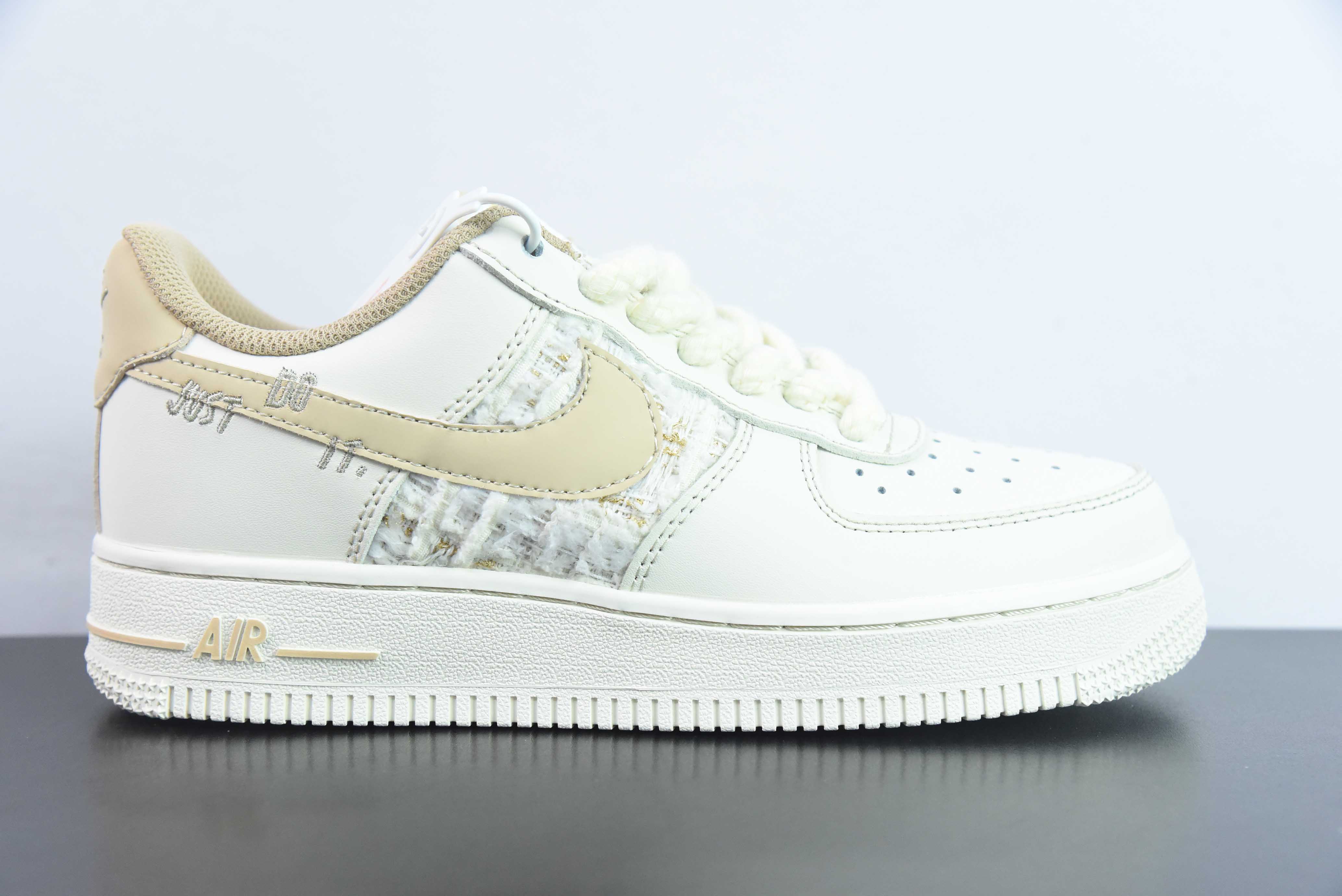 나이키 에어 포스 107 로우 저스트 두 잇 에어 포스 원 클래식 베이지 및 화이트 라이트 문 오키드 우븐 스몰 향수 FJ7740-012 사이즈: 36-44