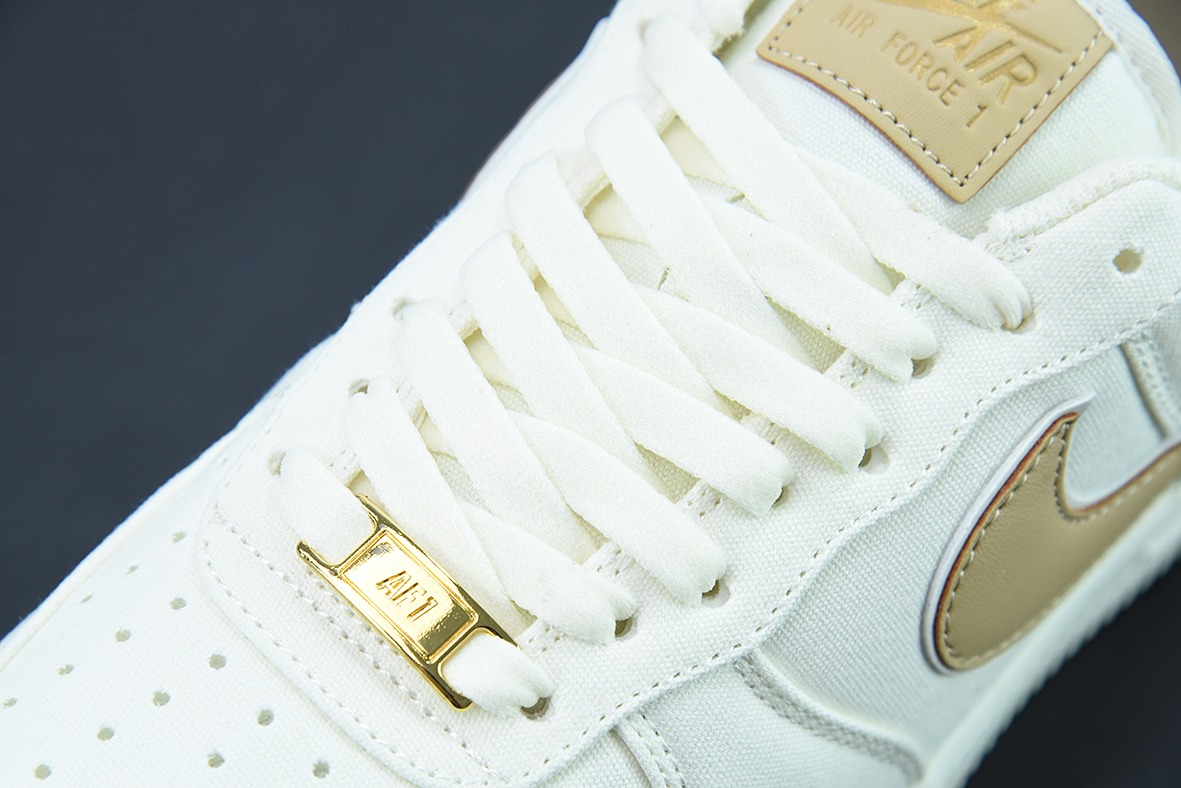 나이키 에어 포스 1 07 베이지 브라운 패브릭 에어 포스 원 로우 탑 캐주얼 보드 슈즈 3m 대즐 컬러 리플렉티브 아이템 번호: MN5696-509 사이즈: 36-44