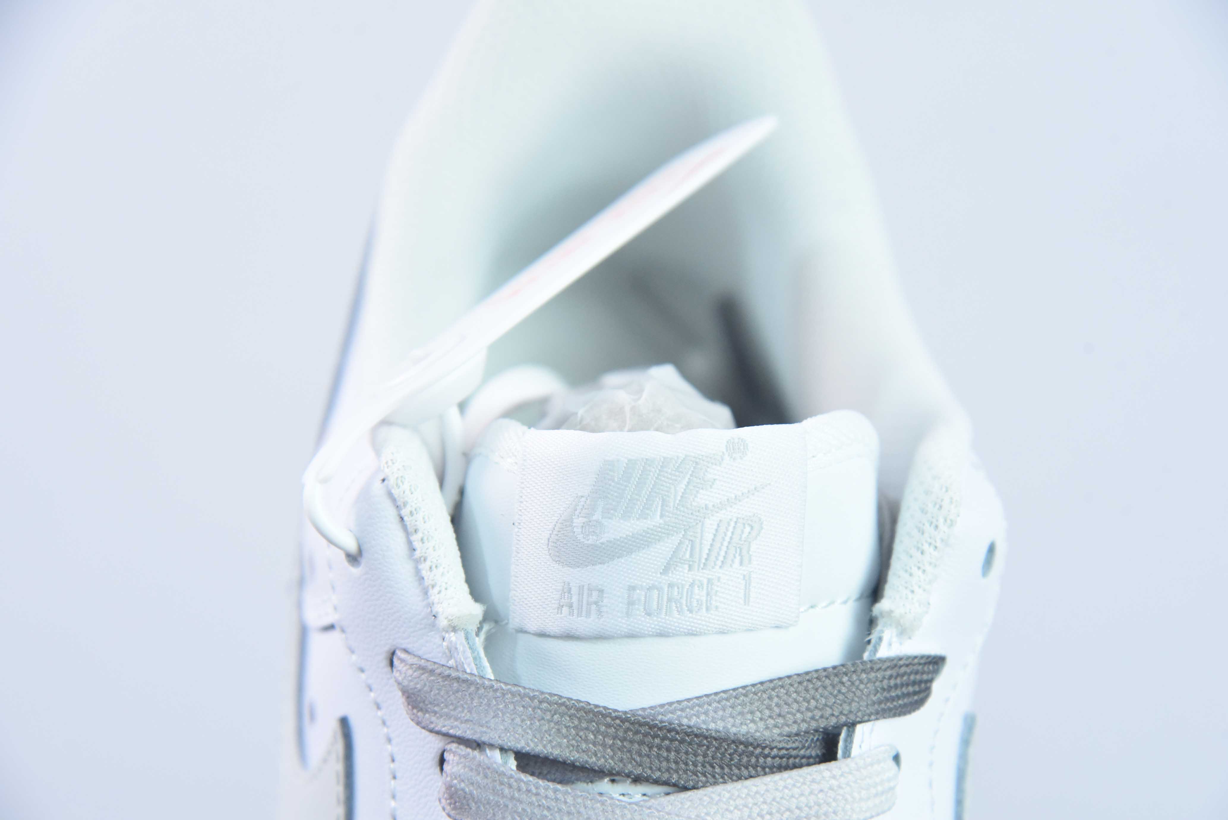 나이키 에어 포스 1 로우 07 커스텀 디컨스트럭티드 클라우드 코튼 캔디 아이템: CW2288 312 사이즈: 36-44