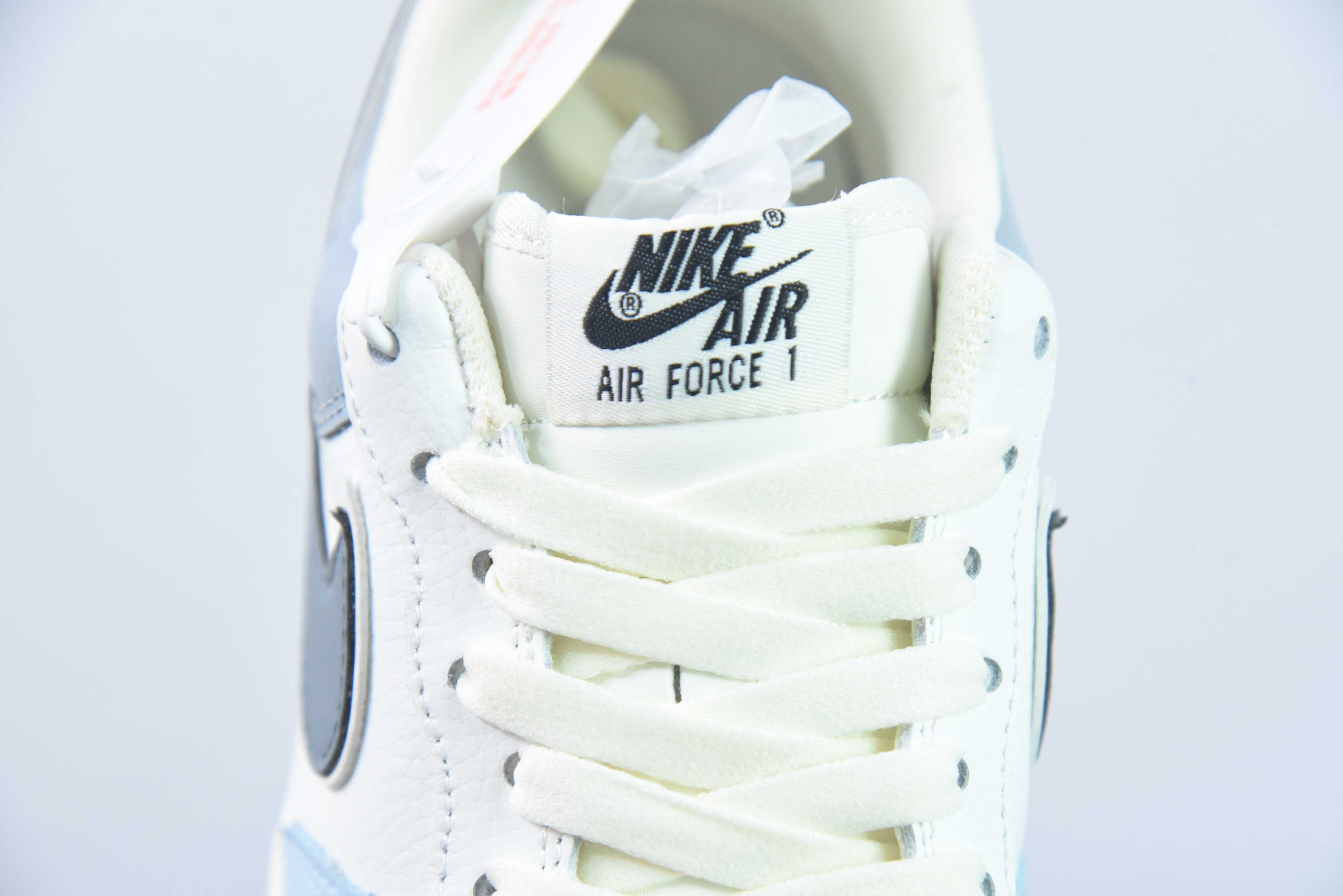 Nk 에어 포스 107 로우 라이트 블루 그레이 에어 포스 원 로우 탑 캐주얼 스니커즈 아이템: AA1366-401 사이즈: 36-44