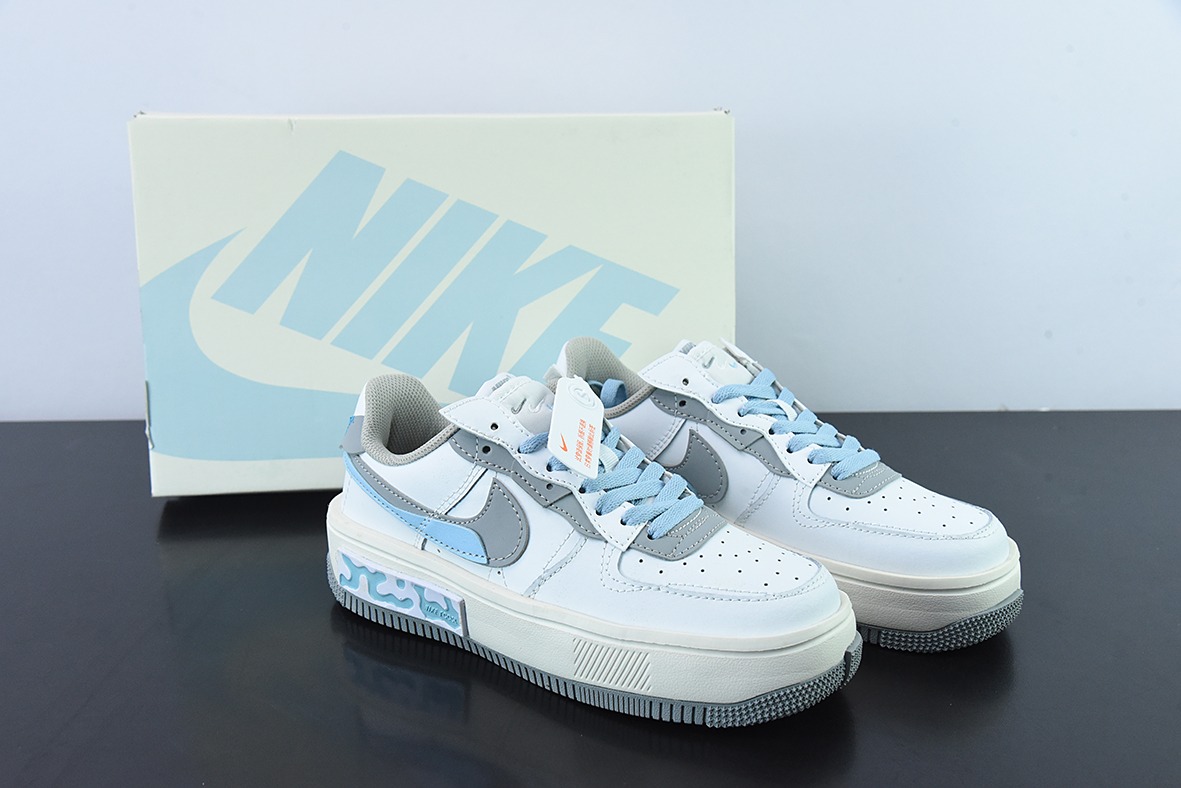 나이키 에어 포스 1 폰탄카 로크 네스 에어 포스 폰탄카 시리즈 아이템 번호: CW6688-601 사이즈: 36-44