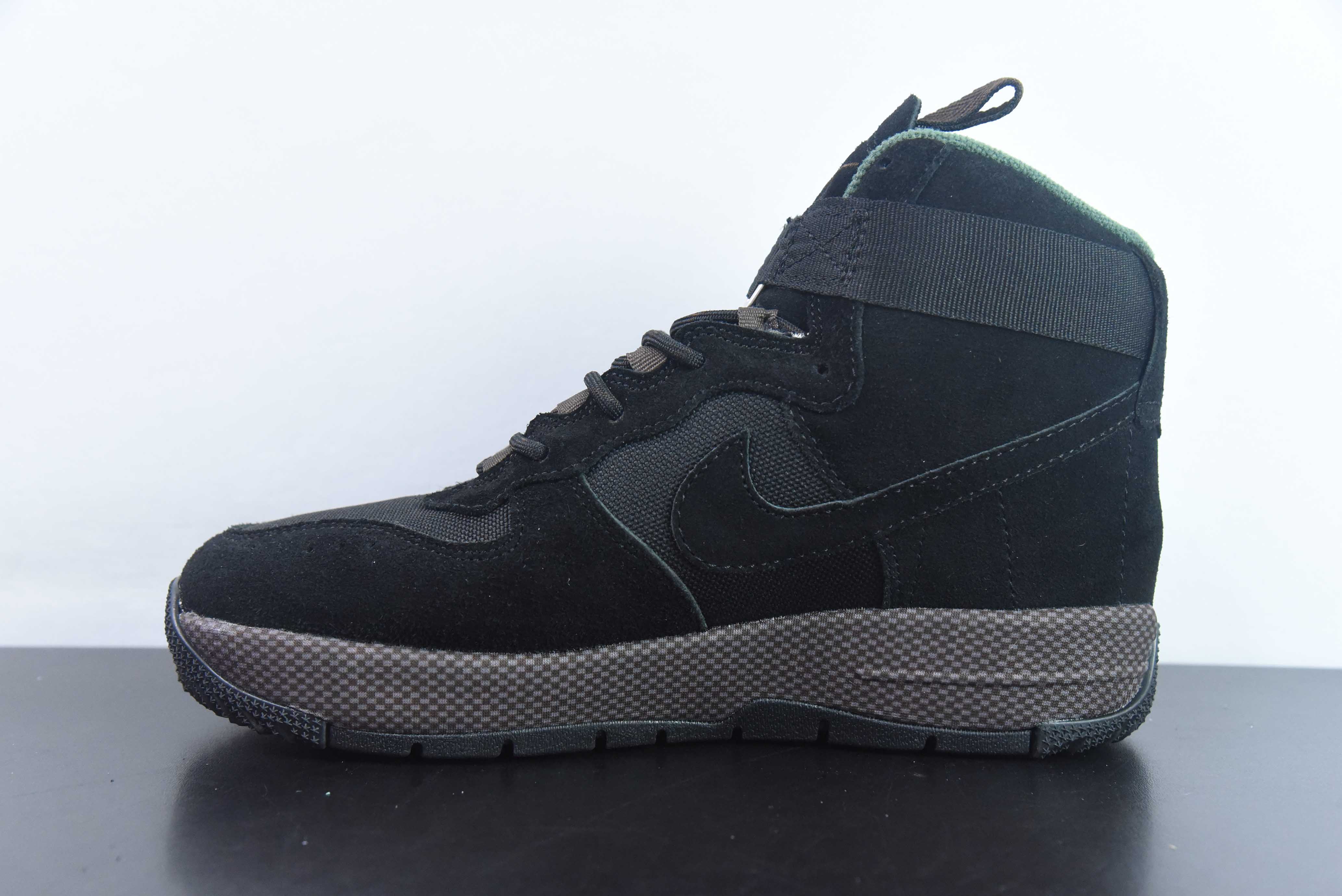 나이키 에어 포스 1 하이 와일드 아웃도어 크로스 컨트리 에어 포스 1 하이탑 캐주얼 스니커즈 아이템: 아이템 번호: FB2348-300 사이즈: 36-44