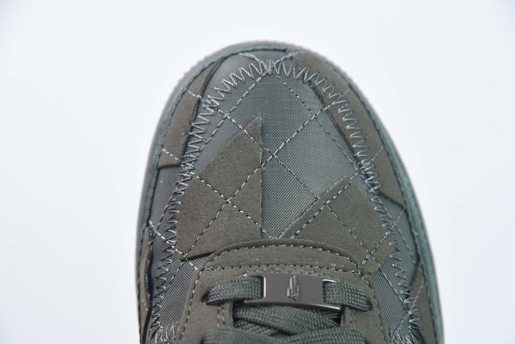 XSU17202245 빌리 아일리시x나이키 에어 포스1 AF1 비키니 아이템 번호: DQ4137-300 비키니 블랙 사이즈: 40-46