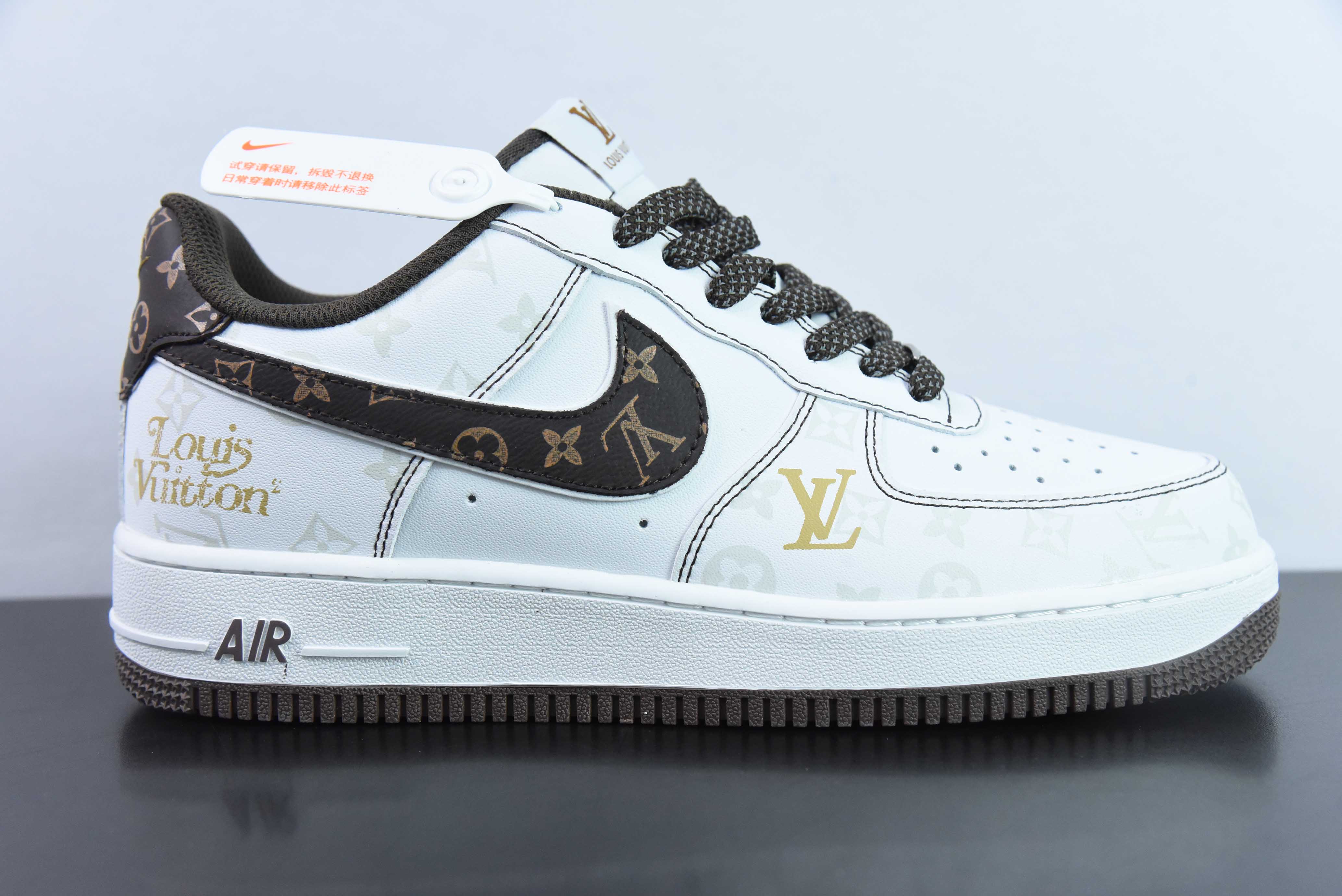 나이키 에어 포스 1 07 로우 LV 공동 브랜드 브라운 - 다크 엘프 에어 포스 원 로우탑 트레이너 캐주얼 슈즈 아이템: BS8805-601 사이즈: 36-44