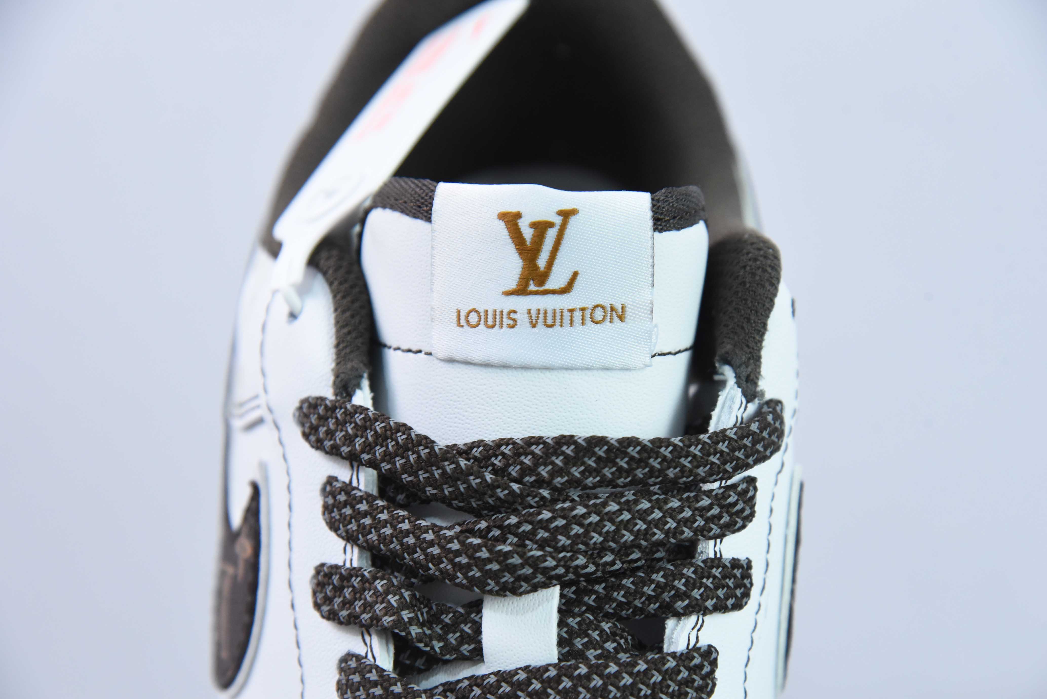 나이키 에어 포스 1 07 로우 LV 공동 브랜드 브라운 - 다크 엘프 에어 포스 원 로우탑 트레이너 캐주얼 슈즈 아이템: BS8805-601 사이즈: 36-44