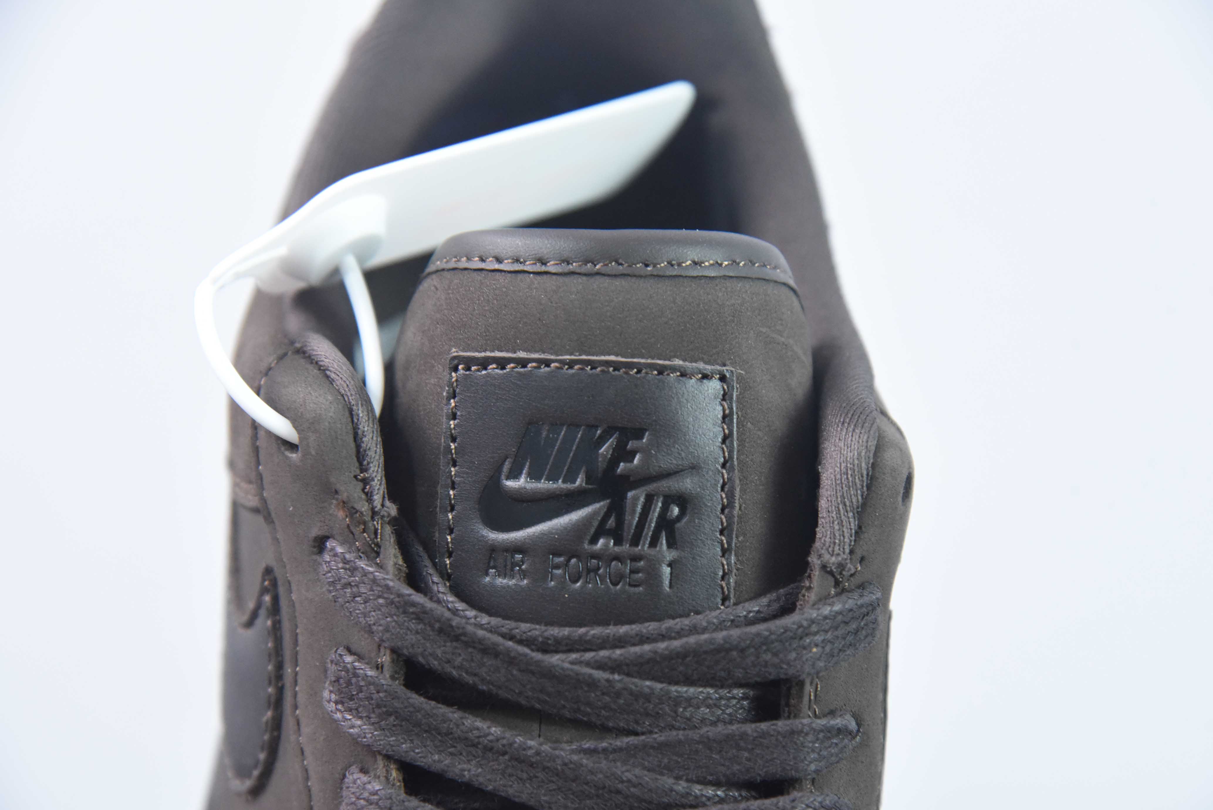 나이키 에어 포스 1 AF1 에어 포스 원/로우탑 블랙 브라운 블랙 커피 아이템 번호: DR9503-200 사이즈: 36-44