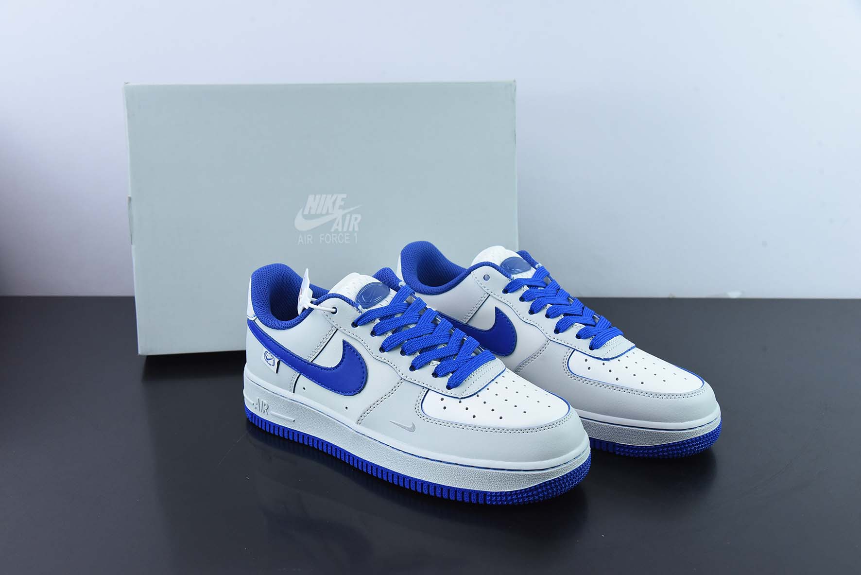 나이키 에어 포스 107 로우 젬스톤 젬스톤 블루 에어 포스 1 로우탑 캐주얼 보드쇼츠 아이템 번호: KJ1841-999 사이즈: 36-44