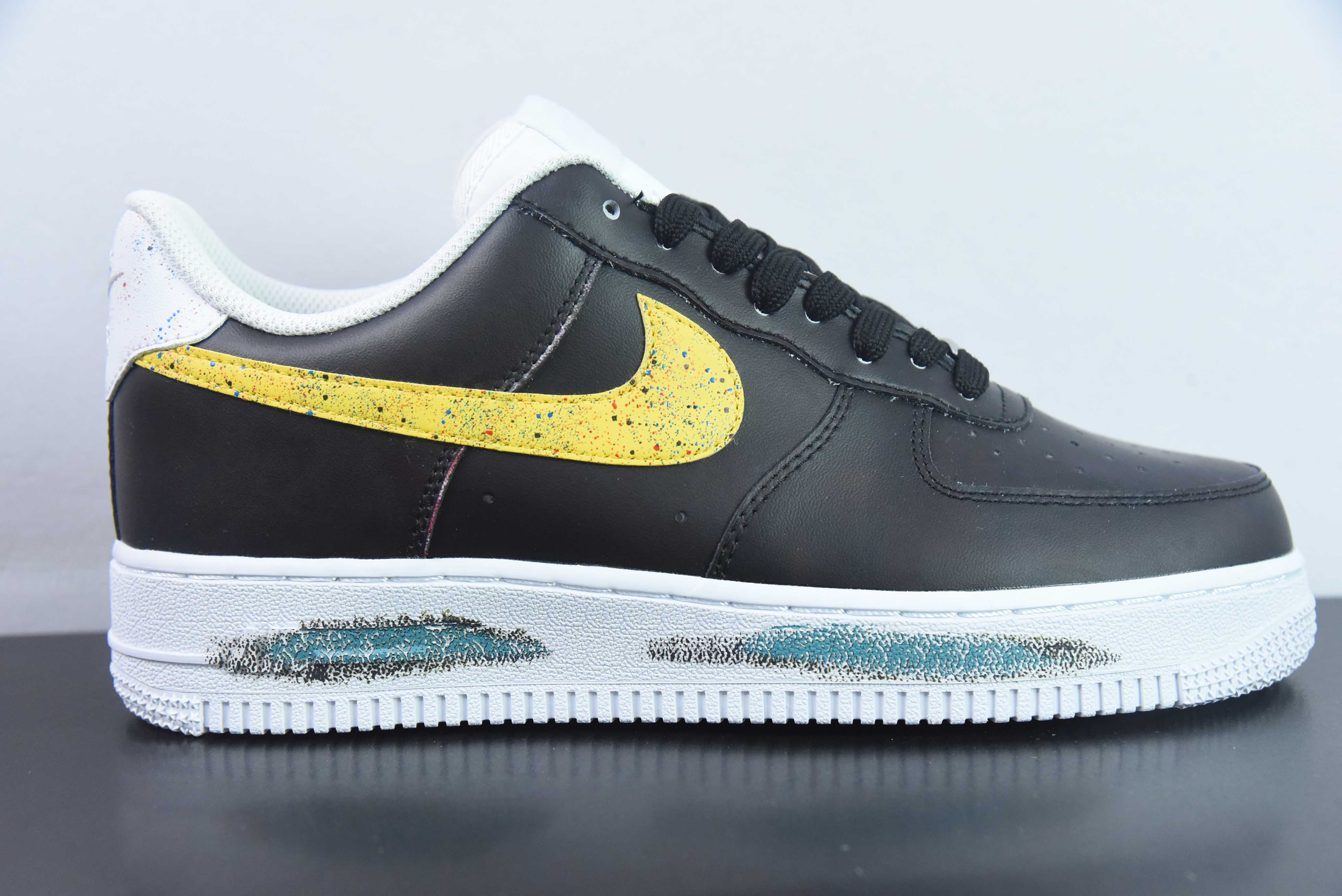 나이키 에어 포스 1 07 로우 그래피티 온도 변화 에어 포스 1 로우탑 스포츠 및 레저 신발 제품 번호: CW2288-111 사이즈: 36-44