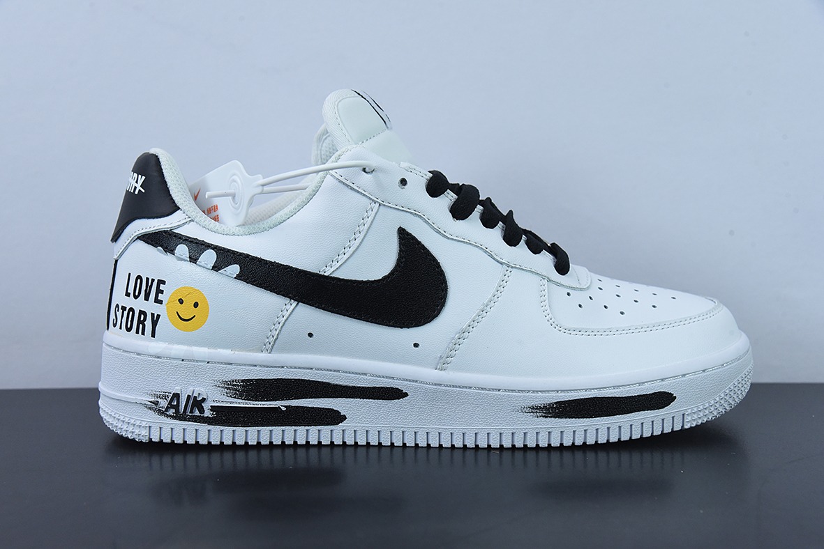 나이키 에어 포스 1 07 로우 화이트 블랙 옐로우 스마일리 아이템: DO5220-176사이즈: 36-44