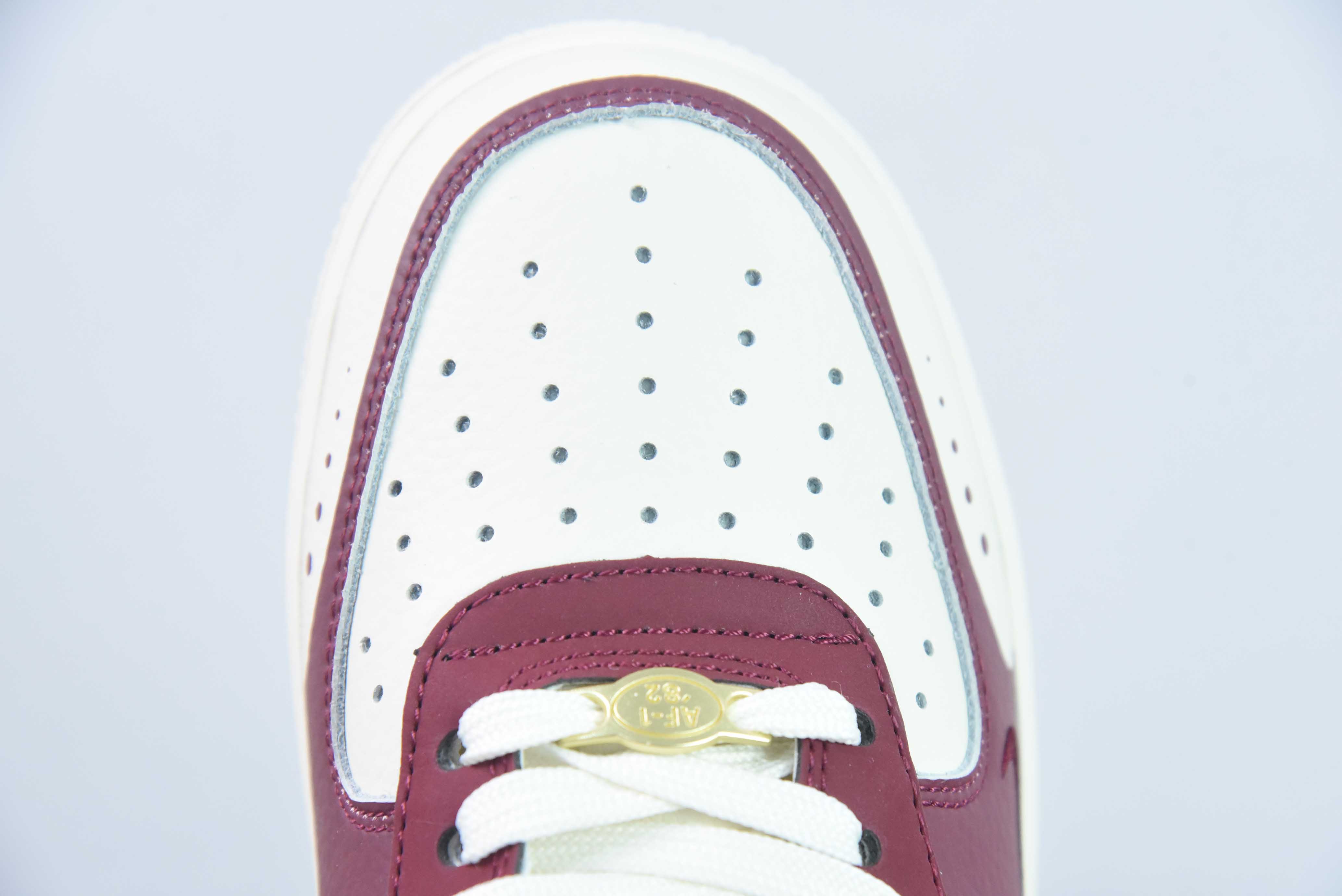 나이키 에어 포스 107 로우 컬리지 스타일 에어 포스 1 로우탑 캐주얼 신발 아이템: DQ7582-103 사이즈: 36-44