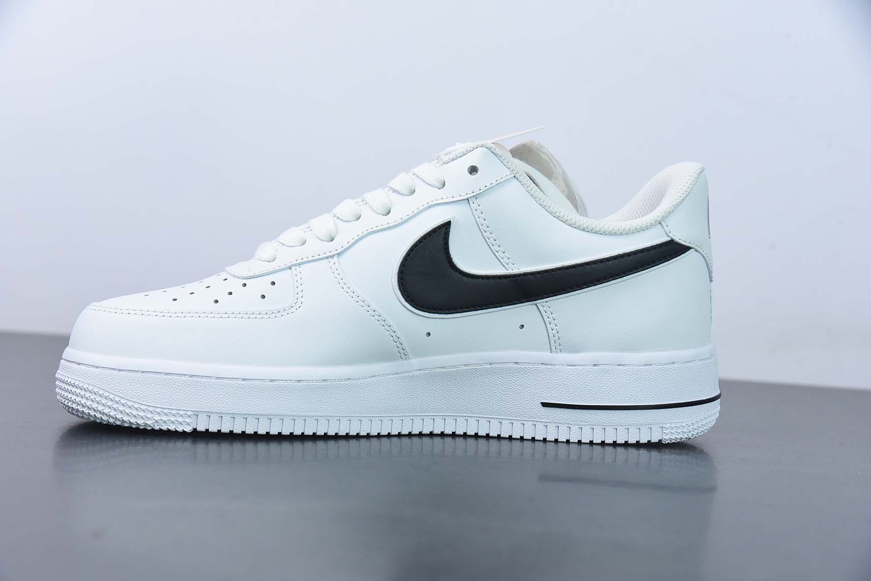 나이키 에어 포스 107 로우 에어 포스 1 로우탑 캐주얼 보드 슈즈 AO2423-101 사이즈: 36 36.5 37.5 38 38.5 39 40 40.5 41 42 42.5 43 44 44.5 45