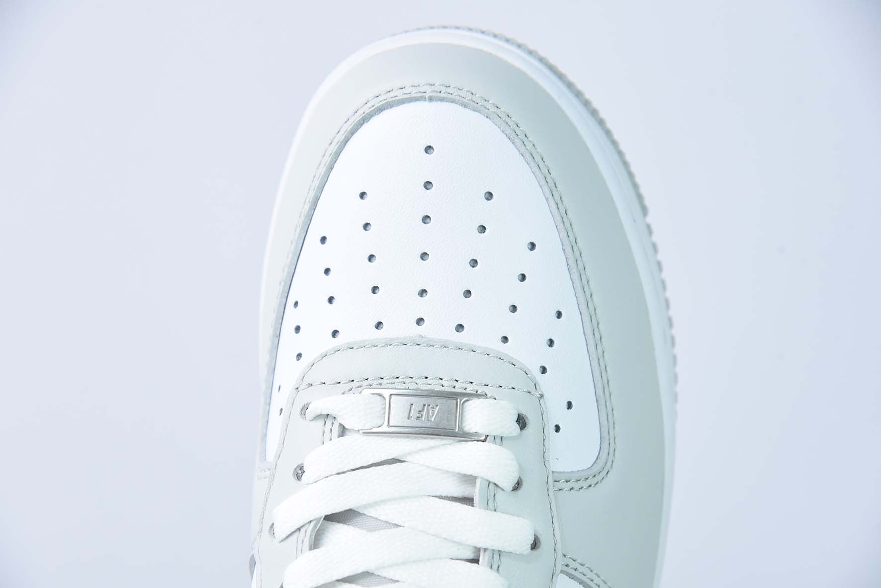 NK 에어 포스 1 에어 포스 원 로우탑 캐주얼 스니커즈 AA6902-201 사이즈: 36 36.5 37.5 38 38.5 39 40 40.5 41 42 42.5 43 44.5 45