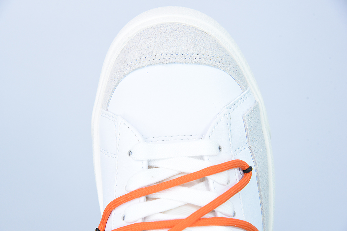 Nk 블레이저 미드 1977 빈티지 화이트/블랙/그레이/오렌지 클래식 블레이저 하이탑 아이템 번호: BQ6806-100 사이즈: 36-44