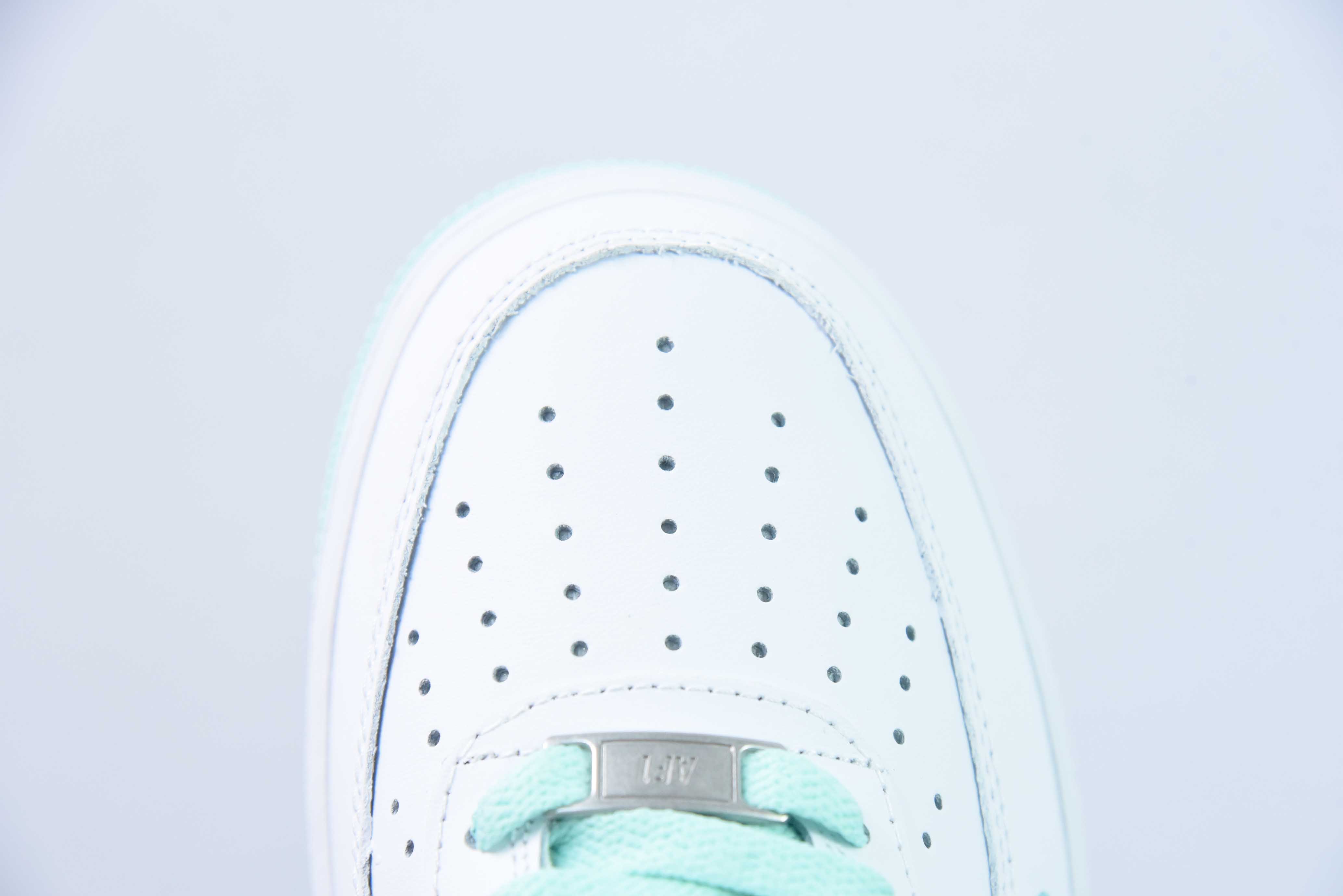 나이키 에어 포스 1 로우 07 x 트래비스 스콧 TS 공동 브랜드 화이트 말차 그린 아이템 번호: 774 사이즈: 36-44