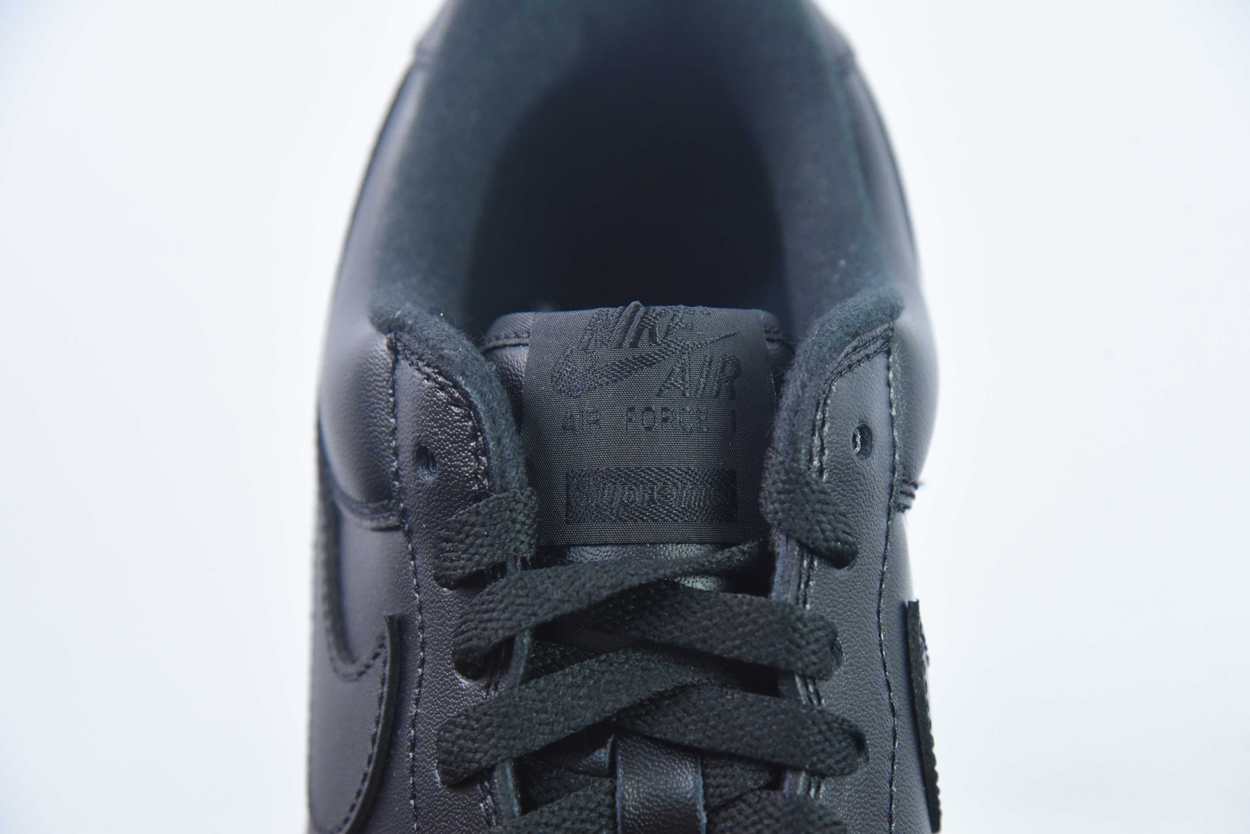 에어 포스 1 로우 슈프림 공동 브랜드 아이템: CU9225-001 사이즈: 35.5-47