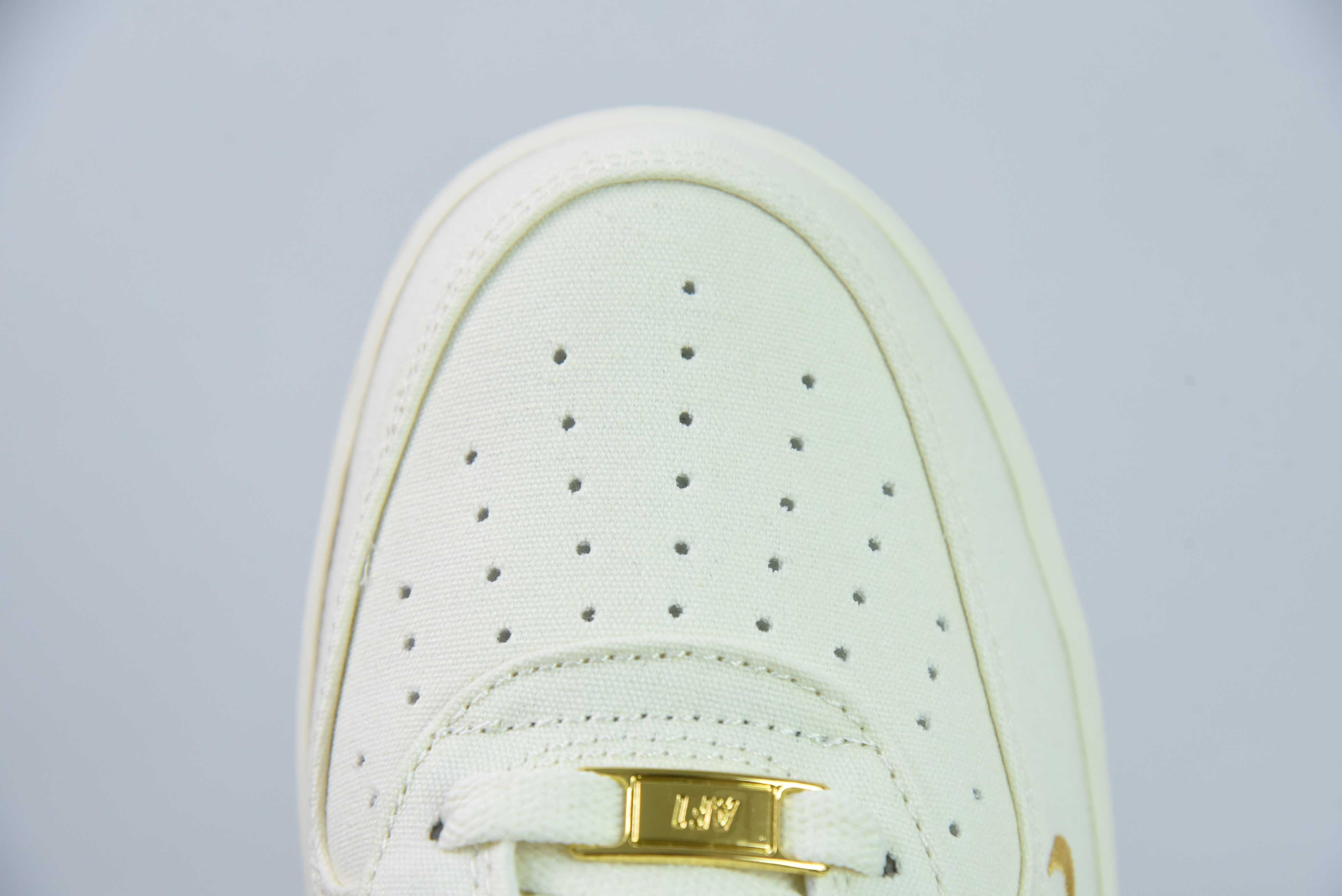 NK 에어 포스 1 07 로우 에어 포스 원 로우 탑 백 캐주얼 스니커즈 아이템: MN5696-109 사이즈: 36-44