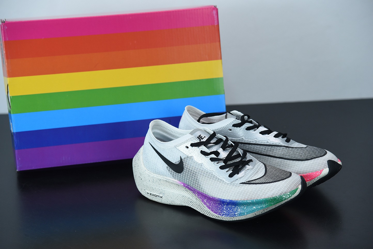 Nk 줌 X 베이퍼플라이 넥스트% 마라톤 반투명 메시 레인보우 아이템: AO4568-101 사이즈: 36-44