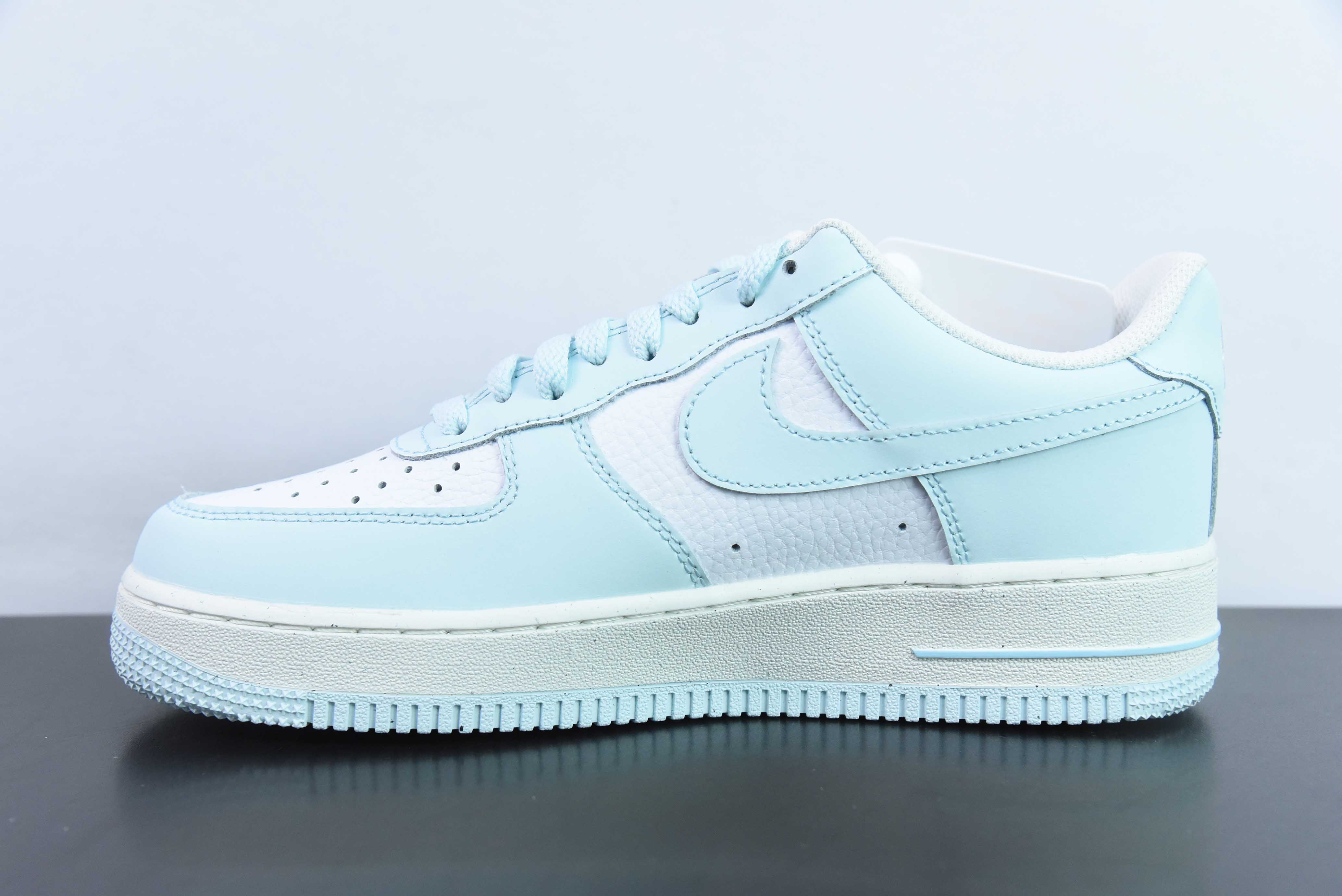 Nk 에어 포스 107 로우 에어 포스 1 로우탑 캐주얼 슈즈 제품 번호: HF5385-400 사이즈: 36-44