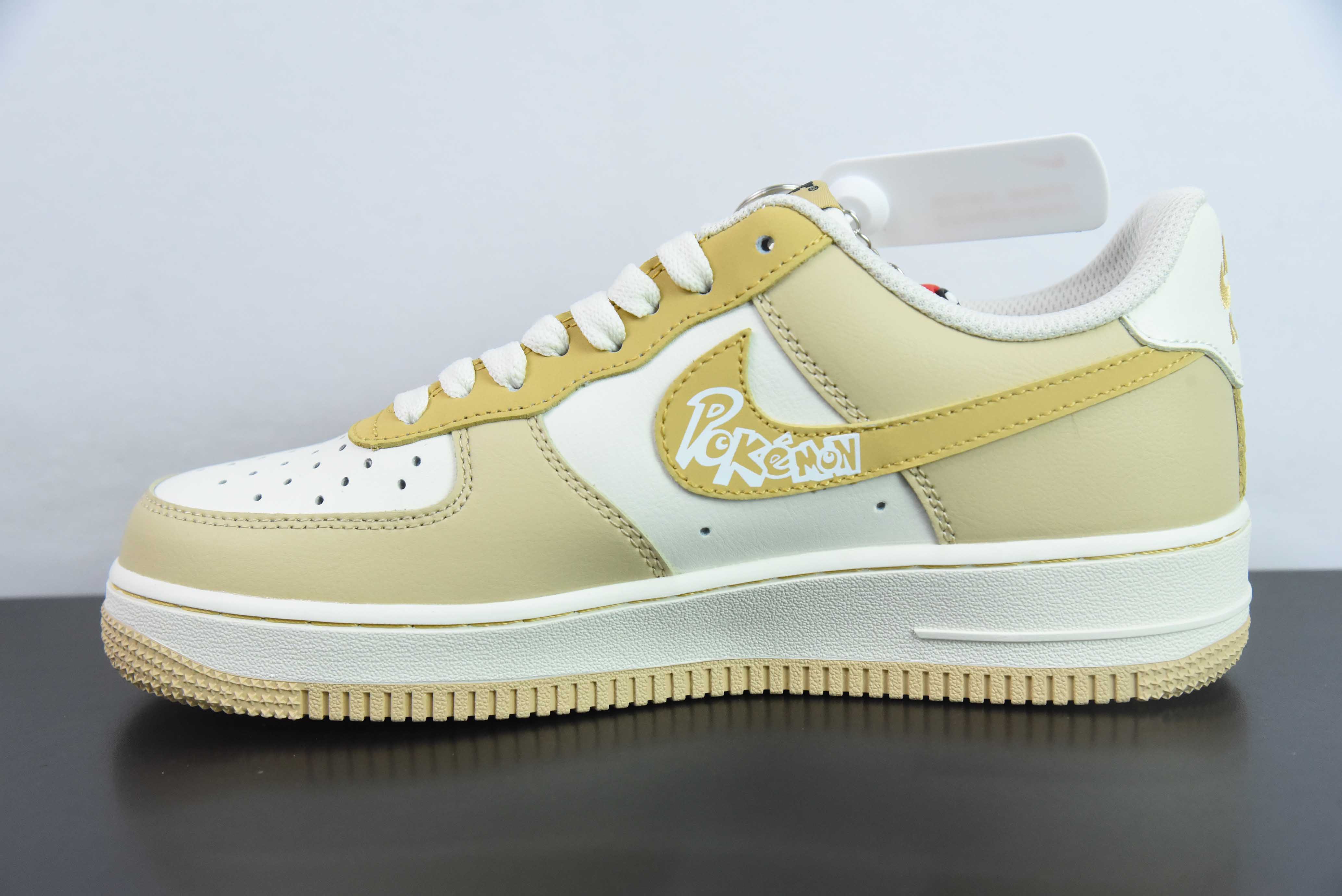 나이키 에어 포스 107 로우 싸이덕 코다 덕 에어 포스 1 로우 탑 캐주얼 보드 슈즈 아이템: DB3301-661 사이즈: 36-44