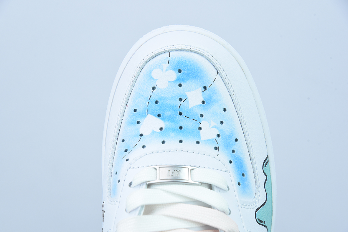 바이너리 테마 나이키 에어 포스 1 로우 07 조커 그래피티 컬러 에어 포스 1 아이템 번호 : CW2288-111 사이즈 : 36-44