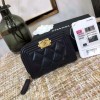Chanel 샤넬 캐비어 보이 지퍼 카드지갑