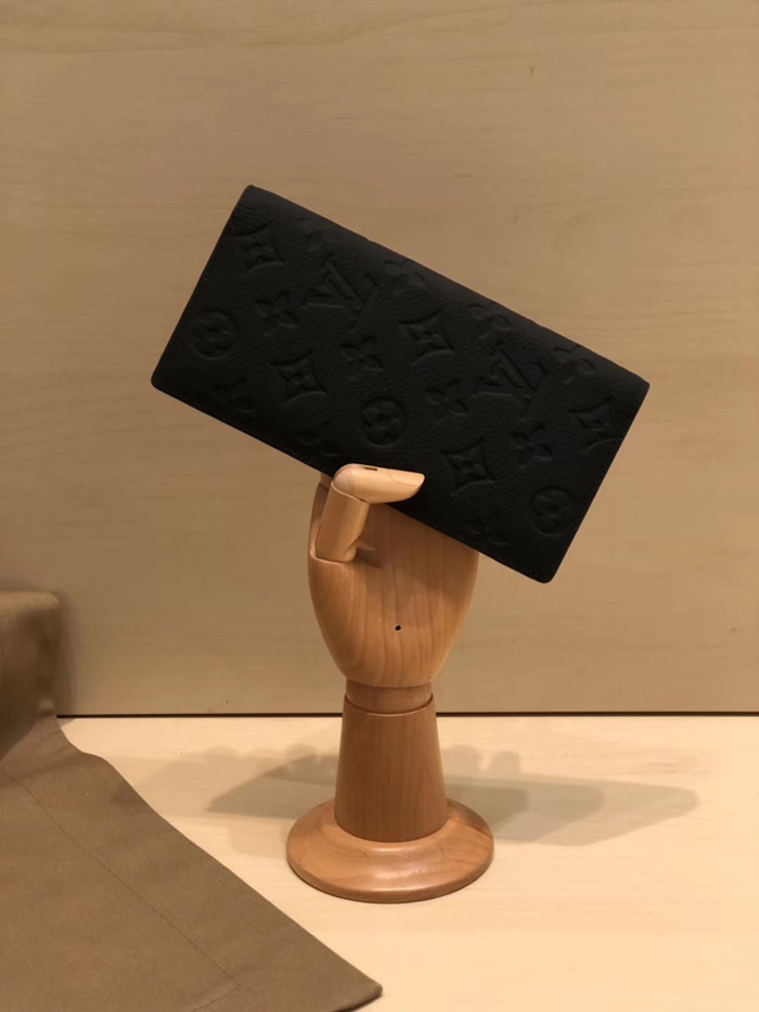 27위 LOUIS VUITTON 루이비통 남성용 레더 앙프렝뜨 장지갑,LOUW0394,Size(19cm),블랙