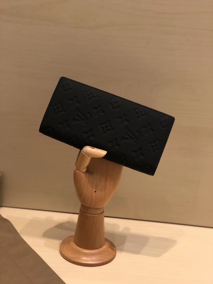 27위 LOUIS VUITTON 루이비통 남성용 레더 앙프렝뜨 장지갑,LOUW0394,Size(19cm),블랙