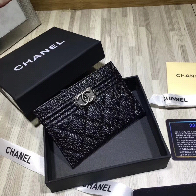 Chanel 2020 여성용 캐비어 보이 카드홀더 색상다양