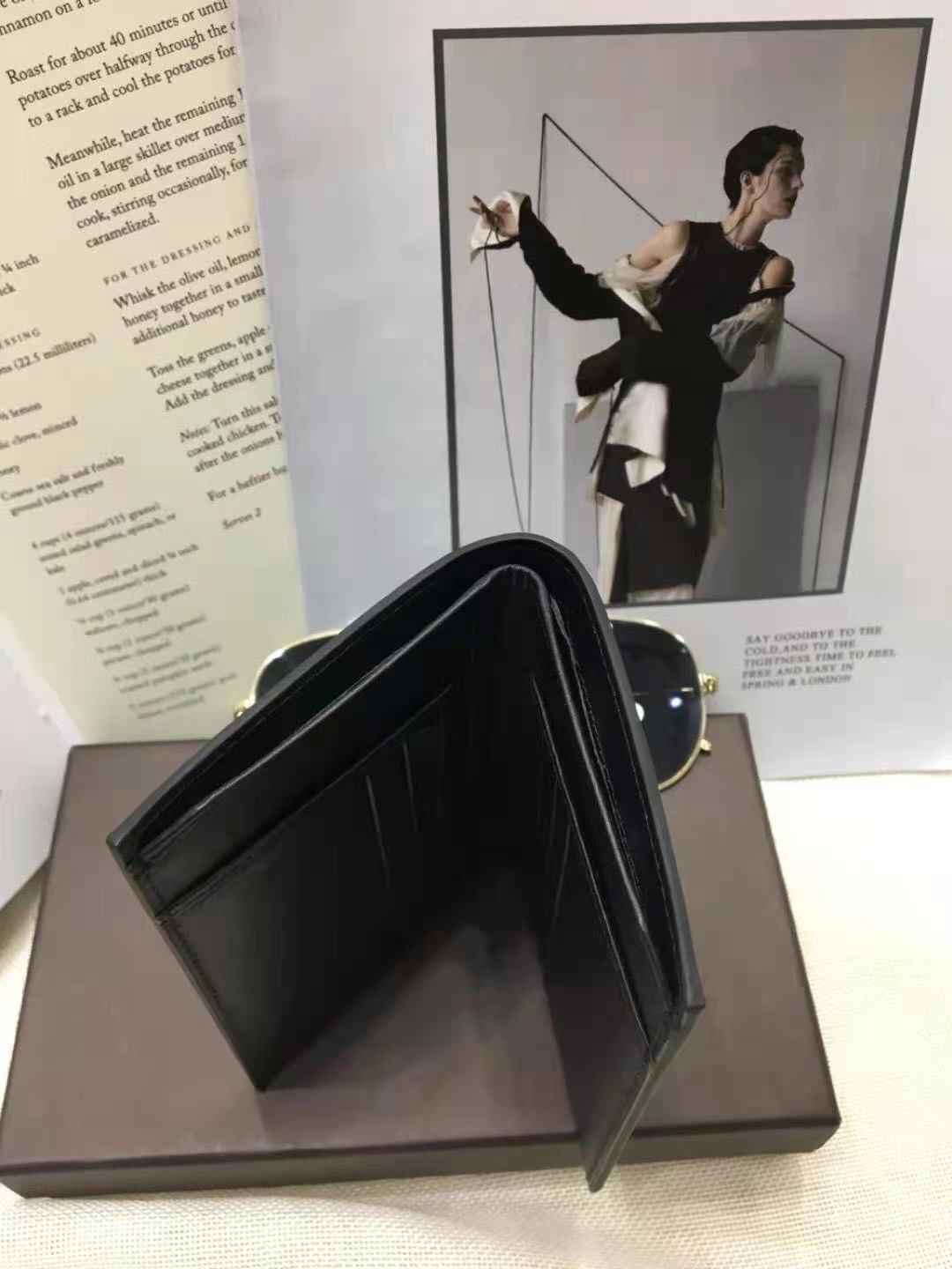 [BOTTEGA VENETA]보테가베네타 인트레치아토 VN 폴더 반지갑