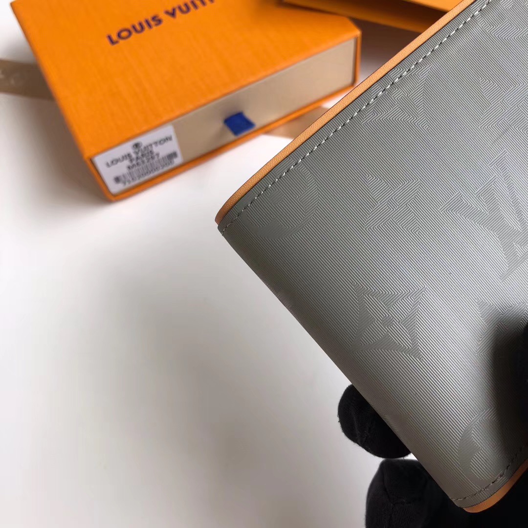  Louis Vuitton 루이비통신상 MONOGRAM TITANIUM M63297