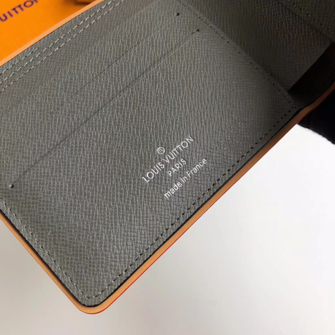  Louis Vuitton 루이비통신상 MONOGRAM TITANIUM M63297