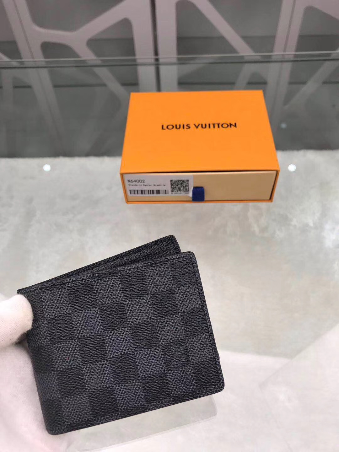  Louis Vuitton 루이비통 반지갑 M64002