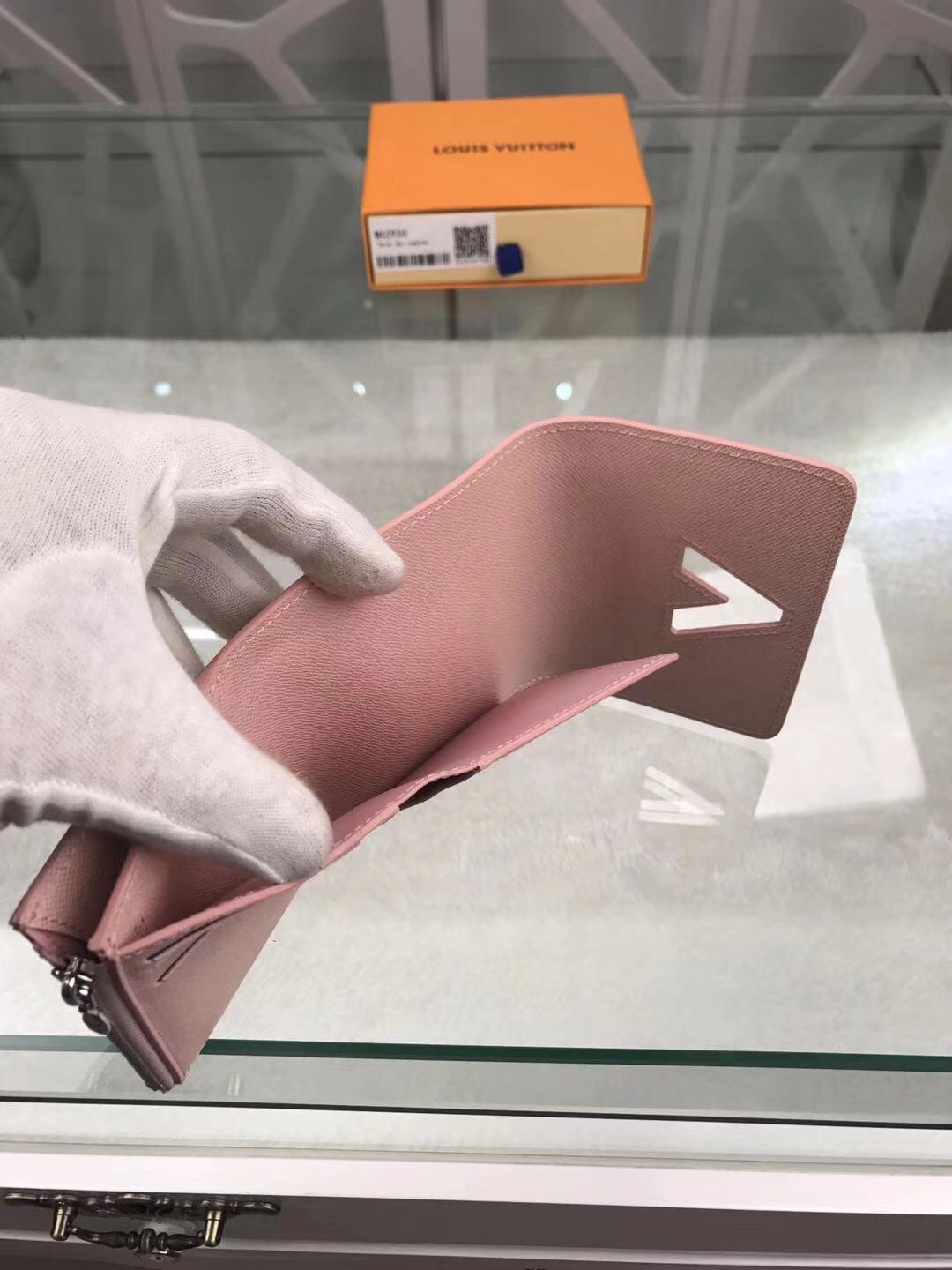  Louis Vuitton 루이비통 신상 M62934