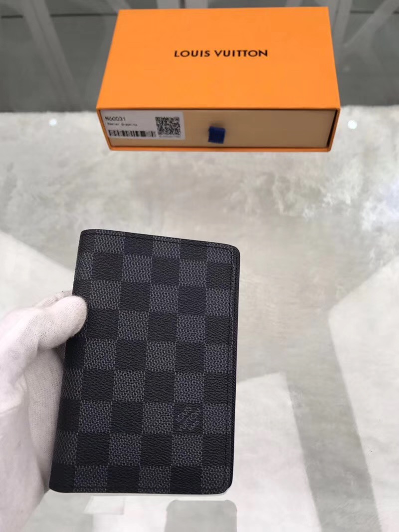  Louis Vuitton 루이비통 여권지갑 N60031