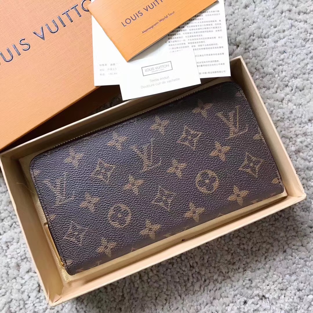  Louis Vuitton 루이비통 장지갑 M60017