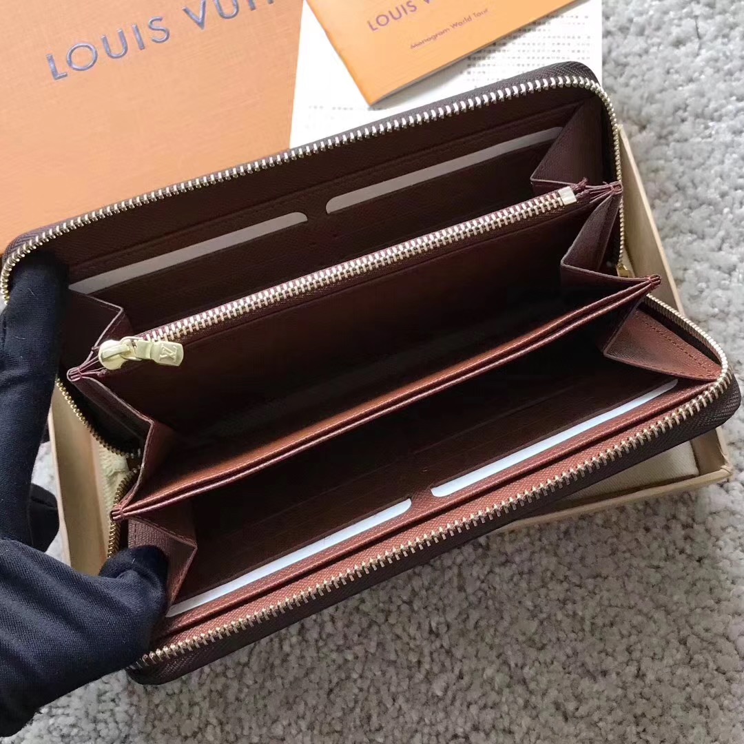  Louis Vuitton 루이비통 장지갑 M60017
