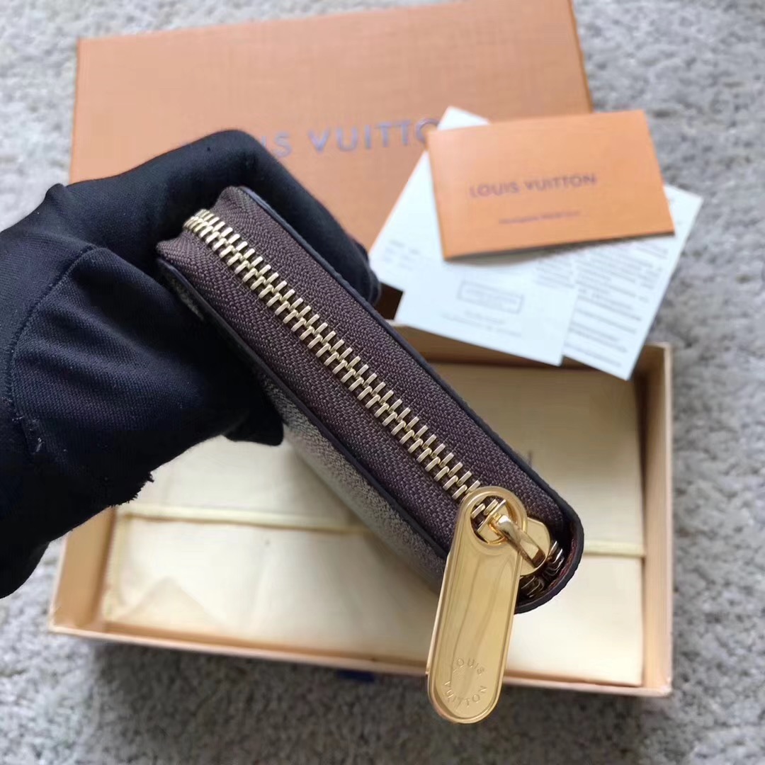  Louis Vuitton 루이비통 장지갑 M60017