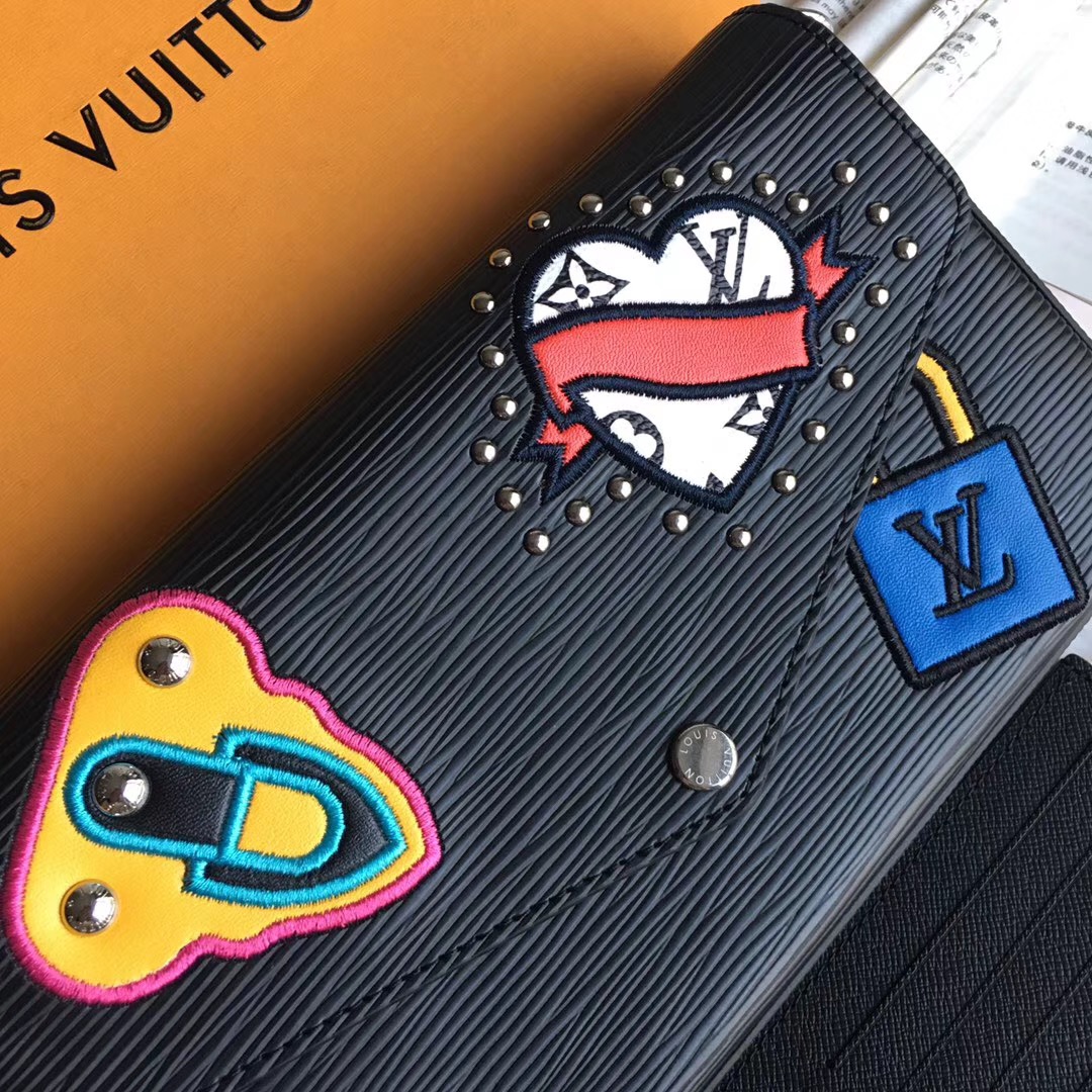 루이비통 포쉐트 펠리시 지갑봄신상 M63726