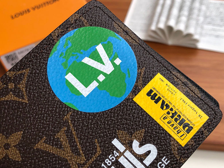  Louis Vuitton 루이비통 반지갑 M67819