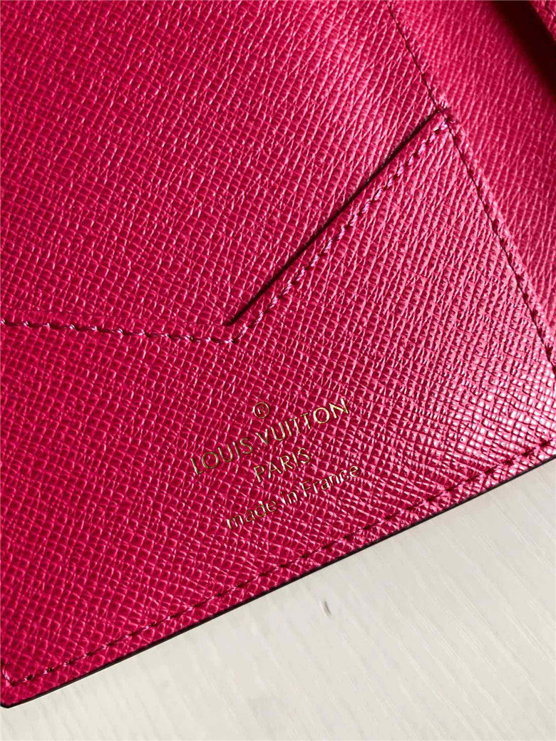  Louis Vuitton 루이비통 여권지갑 M62089