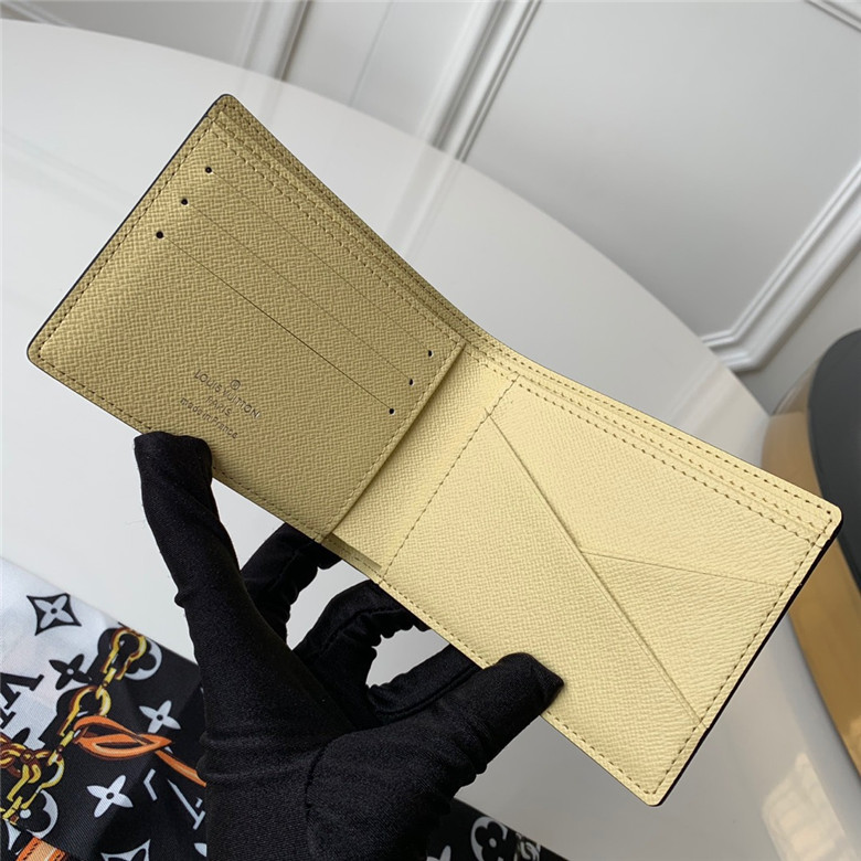 루이비통 모노그램 반지갑 M60896 신상