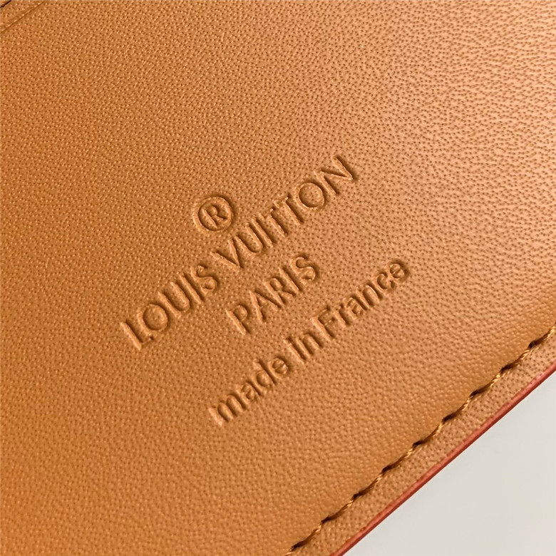 루이비통 반지갑 M69024 신상